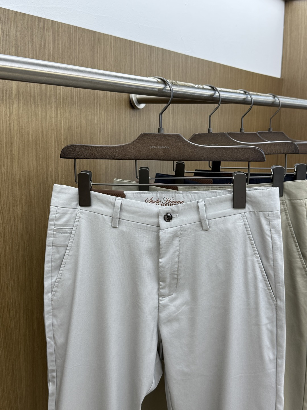 早春款 LV 🔥🔥高端定制 26早春新款薄款休闲西裤 柜台同步发售 原版定制复刻 客供五金辅料 原单品质