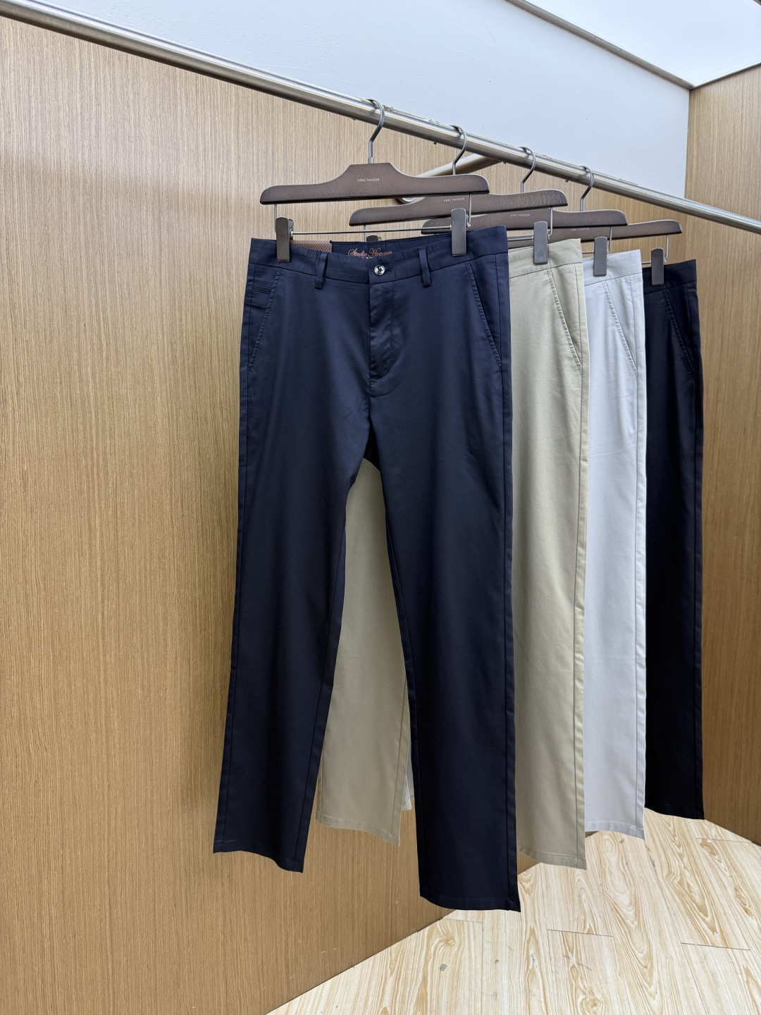 早春款 LV 🔥🔥高端定制 26早春新款薄款休闲西裤 柜台同步发售 原版定制复刻 客供五金辅料 原单品质