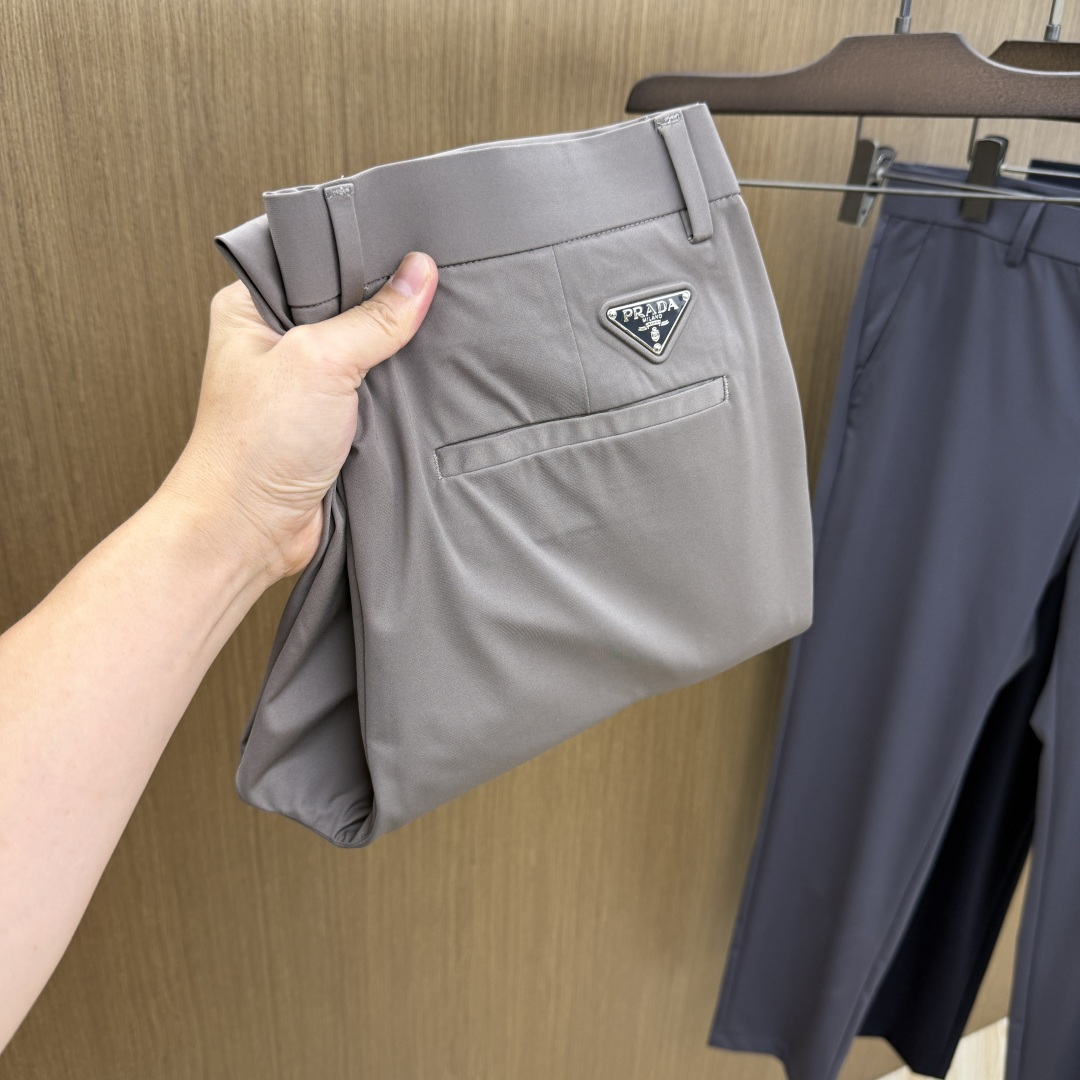 早春 PD🔥🔥高端定制 26FW春夏新款休闲裤👖原版进口面料柔软透气挺阔有型 定制五金 商务休闲必备 做