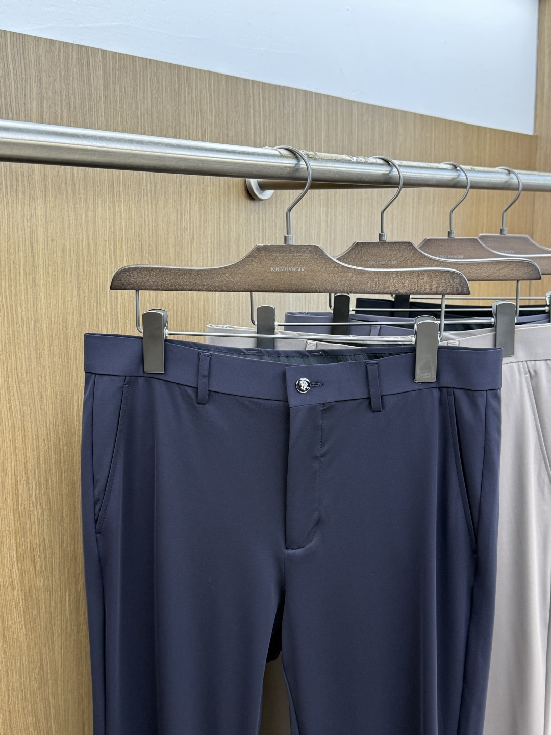 早春 PD🔥🔥高端定制 26FW春夏新款休闲裤👖原版进口面料柔软透气挺阔有型 定制五金 商务休闲必备 做