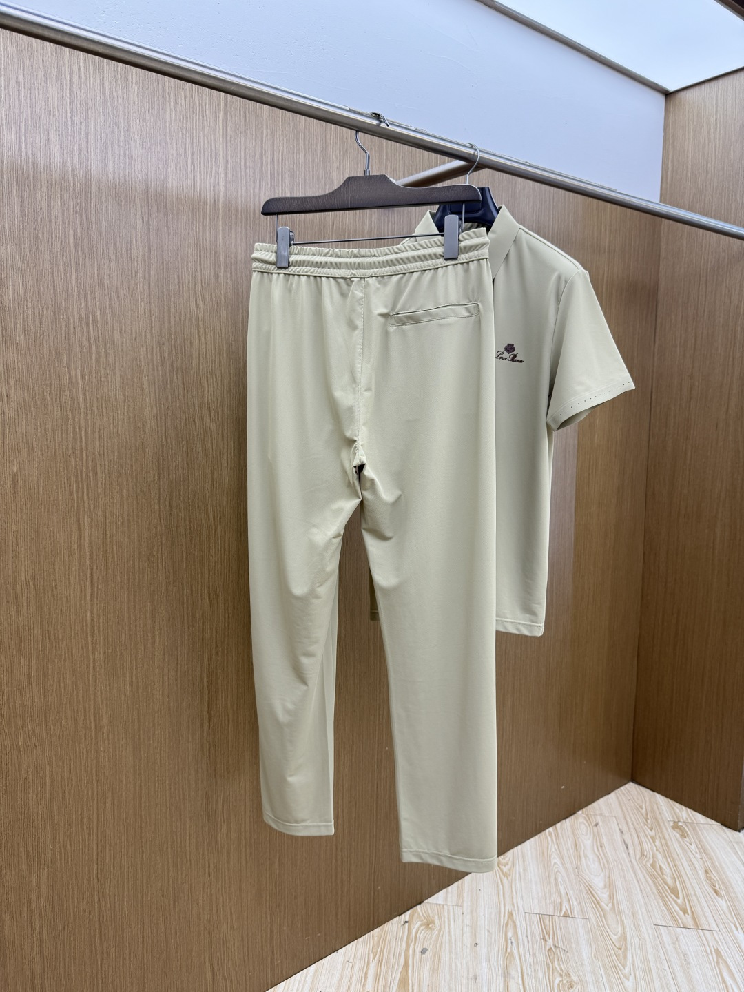 早春/套 loro Piana🔥Ss春夏最新品休闲套装，同步有售，时尚休闲运动系列，采用进口四面弹➕梭织
