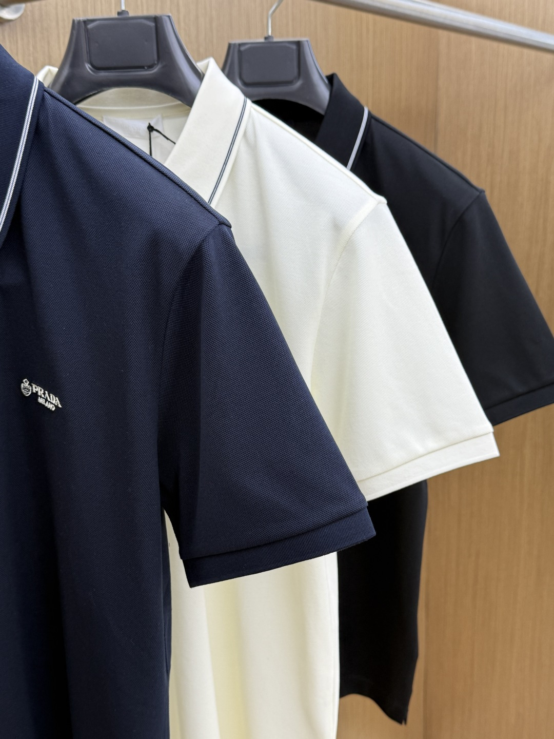 早春 PD 🔥🔥高级定制 26ss春夏新款翻领POLO短袖T恤 原版定制 面料选用进口珠地棉 轻薄透气 