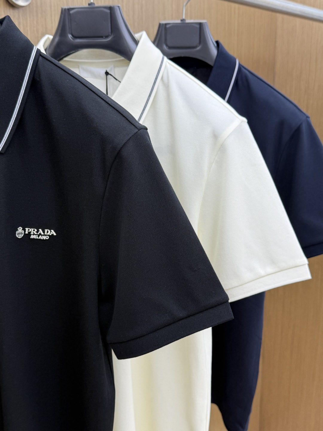 早春 PD 🔥🔥高级定制 26ss春夏新款翻领POLO短袖T恤 原版定制 面料选用进口珠地棉 轻薄透气 