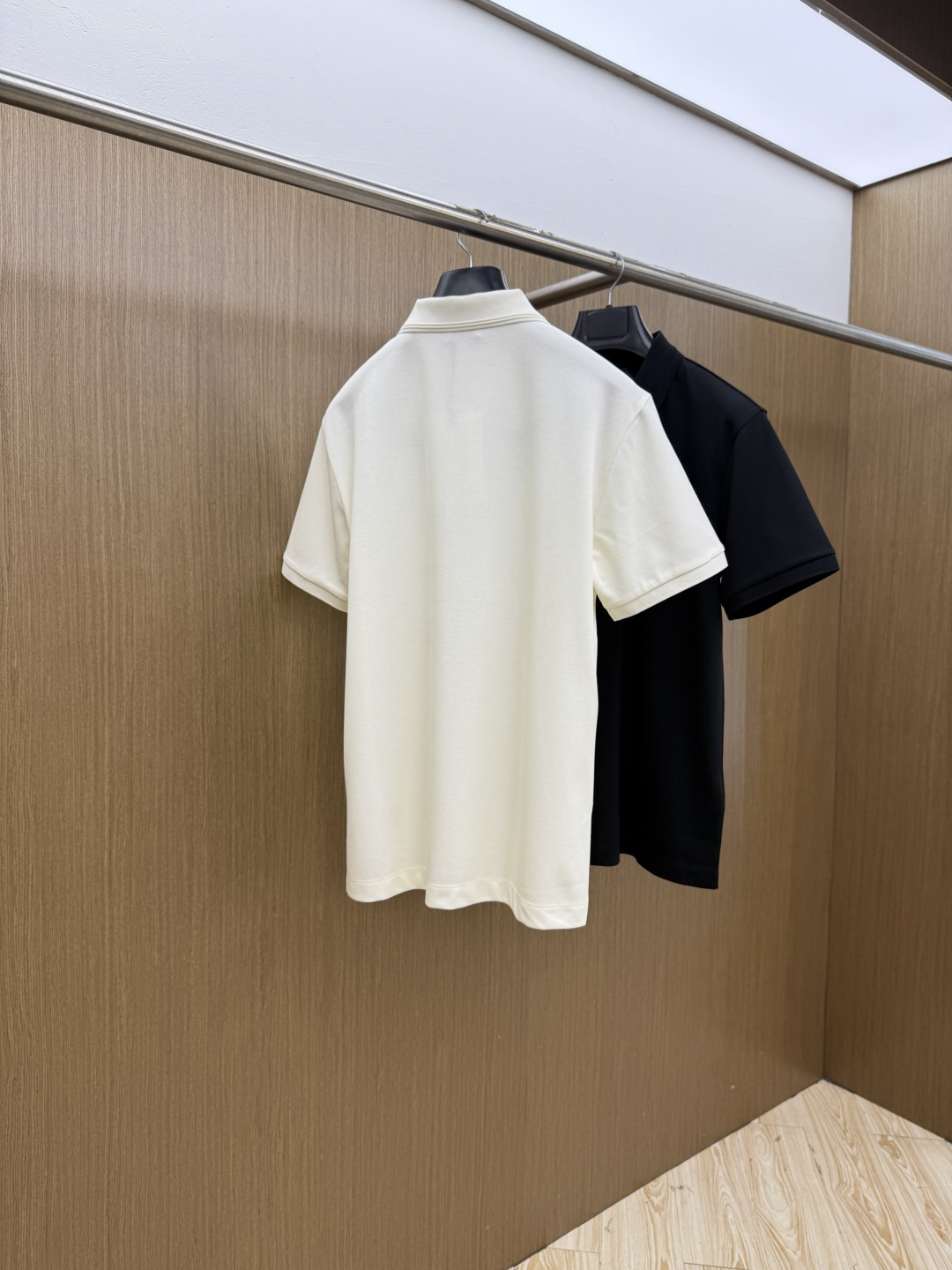 早春 Mon 🔥🔥高级定制 26ss春夏新款翻领POLO短袖T恤 原版定制 面料选用进口珠地棉 轻薄透气