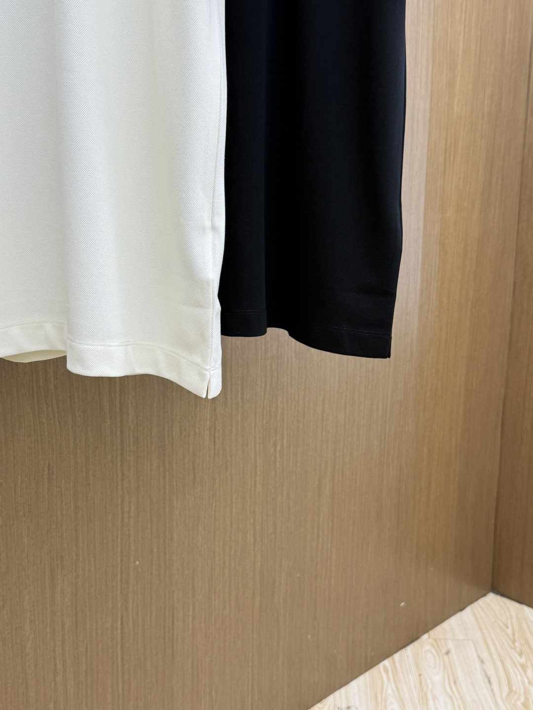 早春 Mon 🔥🔥高级定制 26ss春夏新款翻领POLO短袖T恤 原版定制 面料选用进口珠地棉 轻薄透气