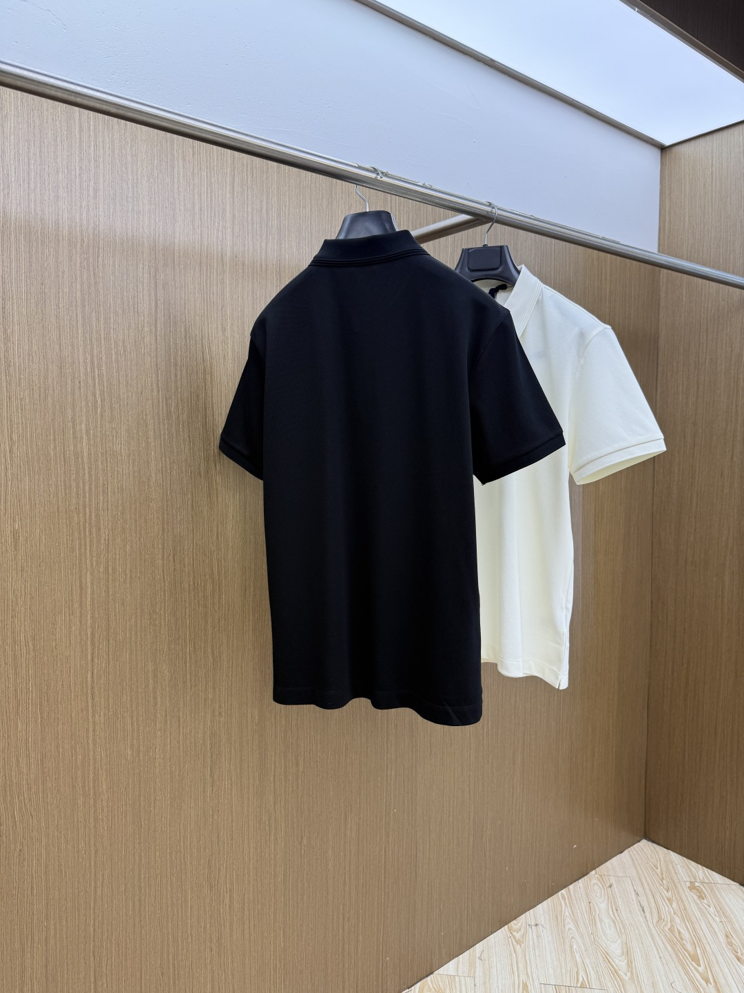 早春 Mon 🔥🔥高级定制 26ss春夏新款翻领POLO短袖T恤 原版定制 面料选用进口珠地棉 轻薄透气