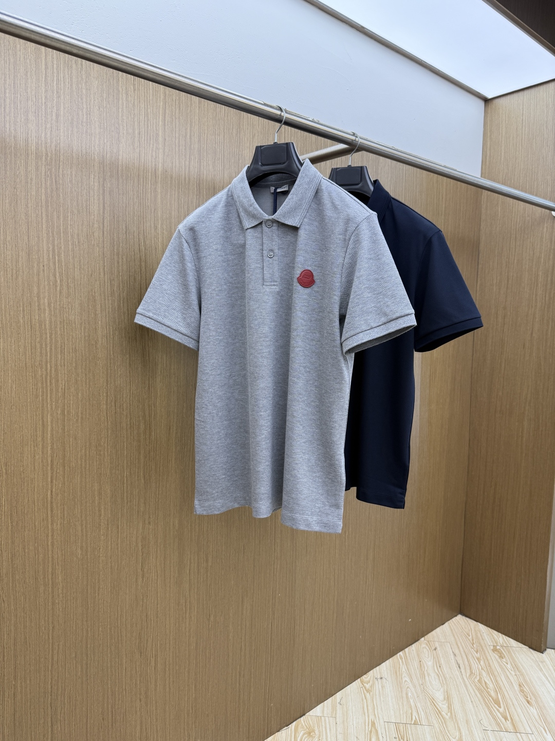早春 Mon 🔥🔥高级定制 26ss春夏新款翻领POLO短袖T恤 原版定制 面料选用进口珠地棉 轻薄透气