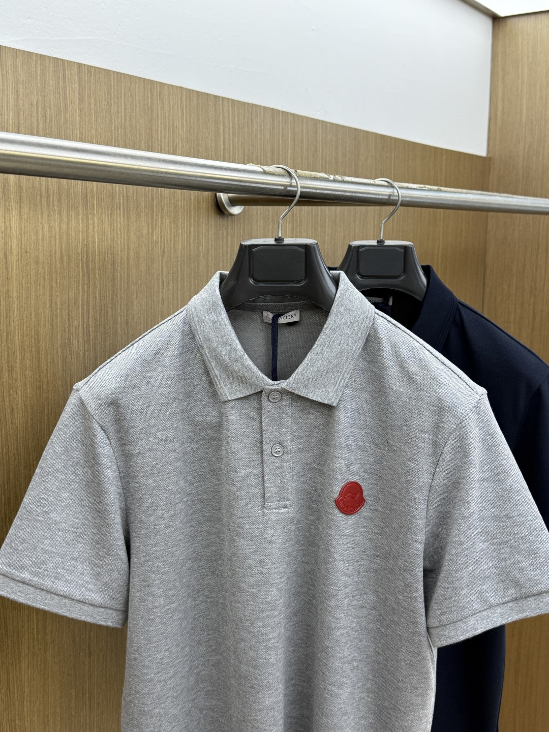 早春 Mon 🔥🔥高级定制 26ss春夏新款翻领POLO短袖T恤 原版定制 面料选用进口珠地棉 轻薄透气