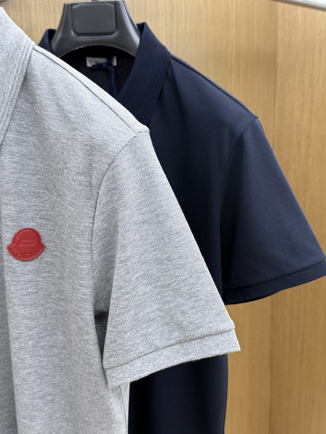 早春 Mon 🔥🔥高级定制 26ss春夏新款翻领POLO短袖T恤 原版定制 面料选用进口珠地棉 轻薄透气