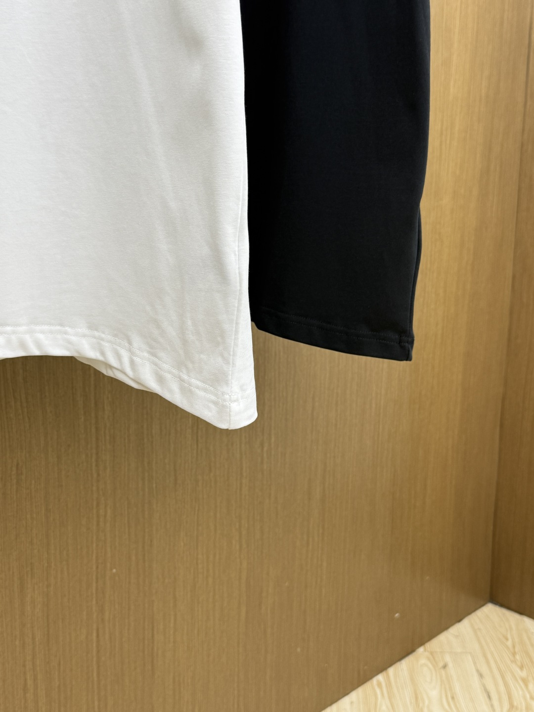 早春款 LV 🔥🔥Ss新款原单男士休闲短袖 高端定制 高端版本 时尚百搭爆款⚠️⚠️✨✨进口面料 手感超