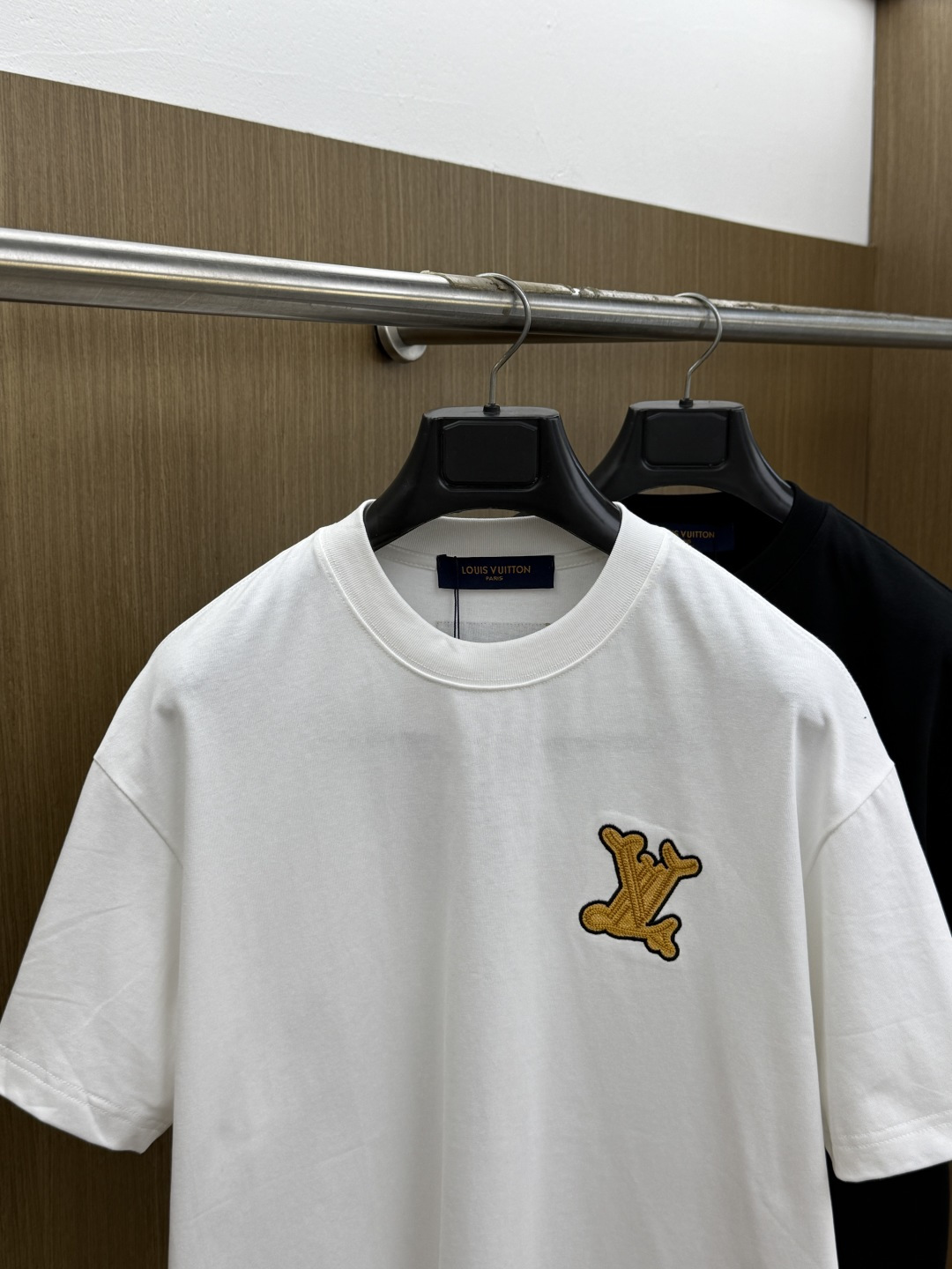 早春款 LV 🔥🔥Ss新款原单男士休闲短袖 高端定制 高端版本 时尚百搭爆款⚠️⚠️✨✨进口面料 手感超