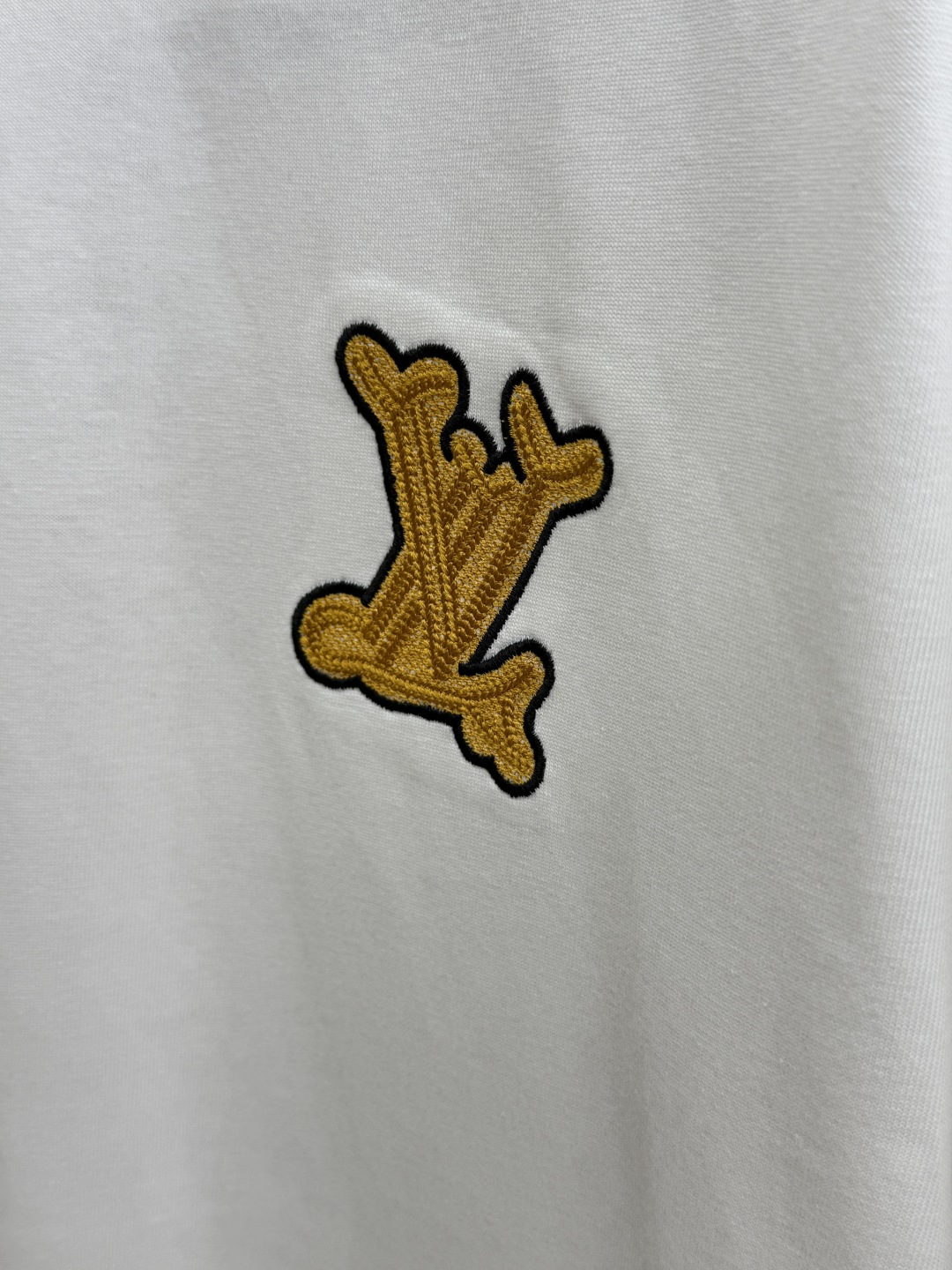 早春款 LV 🔥🔥Ss新款原单男士休闲短袖 高端定制 高端版本 时尚百搭爆款⚠️⚠️✨✨进口面料 手感超