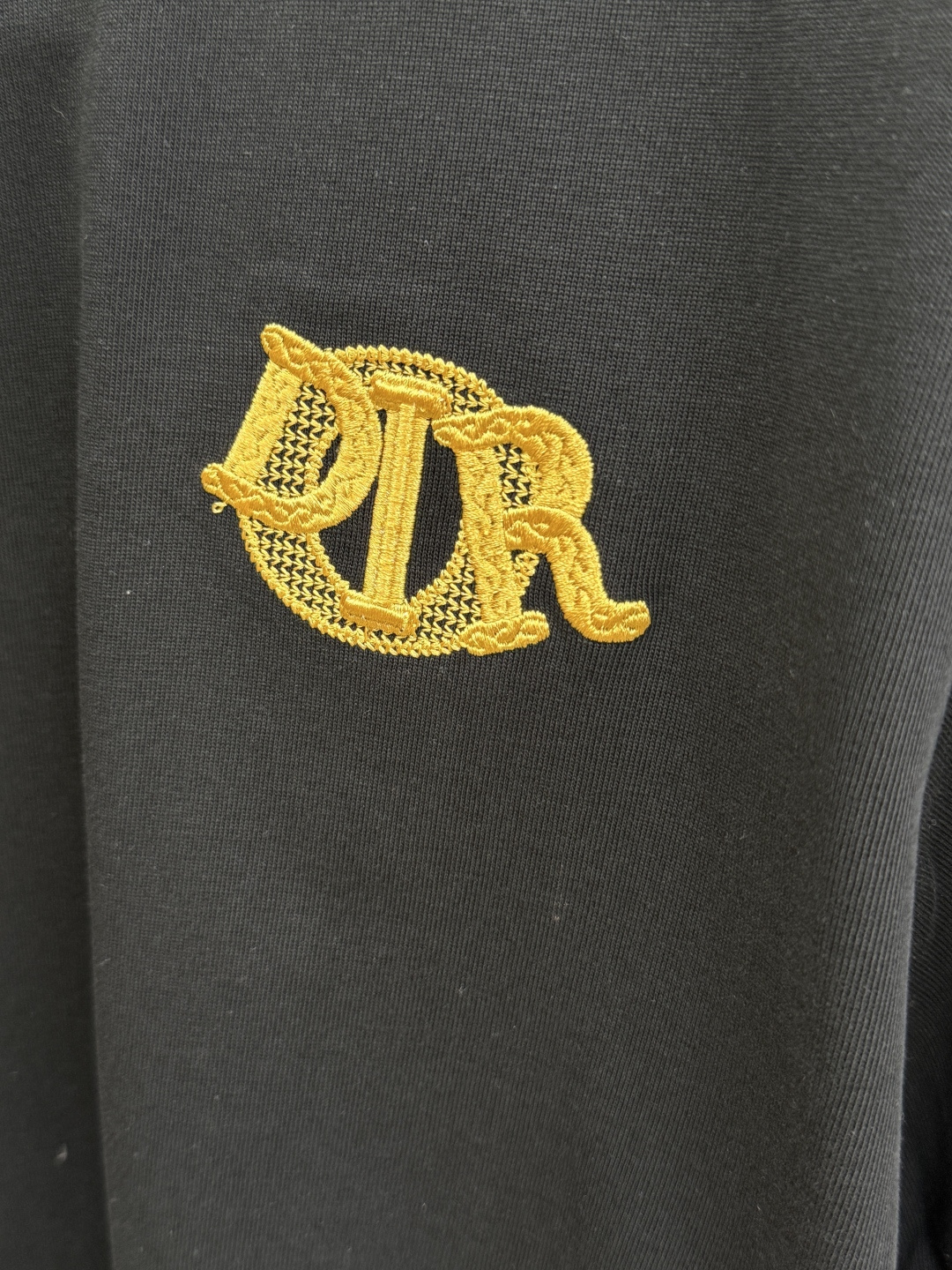 早春款 CD 🔥🔥Ss新款原单男士休闲短袖 高端定制 高端版本 时尚百搭爆款⚠️⚠️✨✨进口面料 手感超