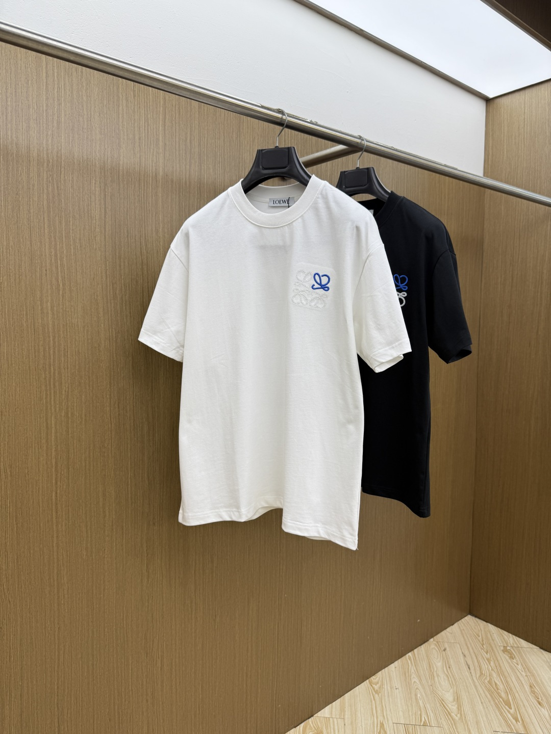 早春款 LOE 🔥🔥Ss新款原单男士休闲短袖 高端定制 高端版本 时尚百搭爆款⚠️⚠️✨✨进口面料 手感