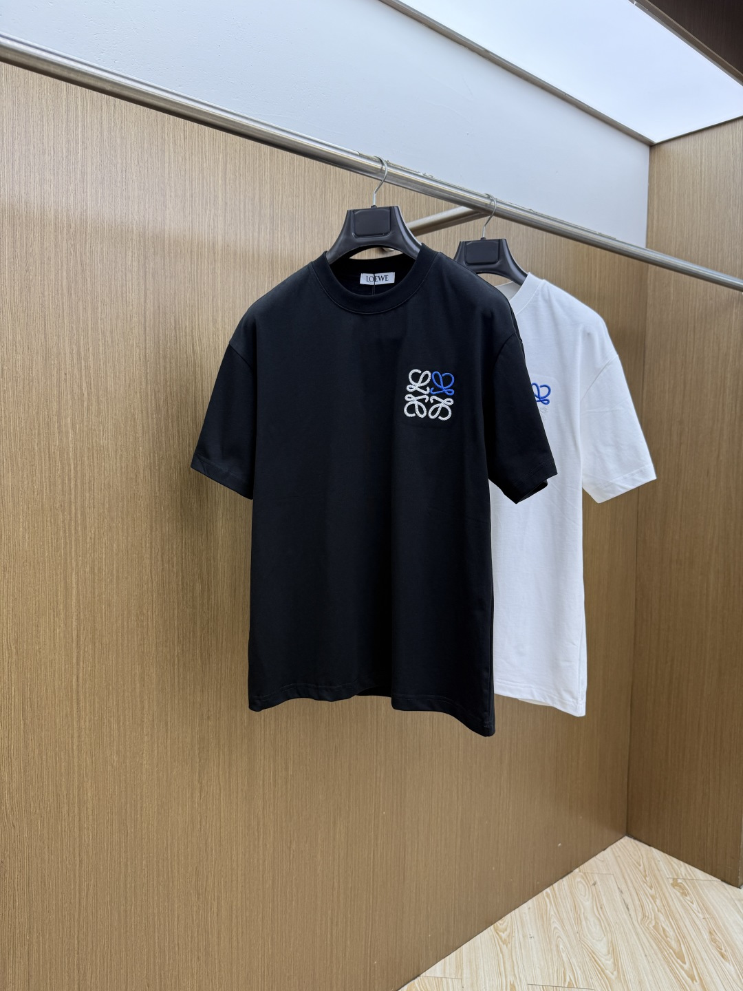 早春款 LOE 🔥🔥Ss新款原单男士休闲短袖 高端定制 高端版本 时尚百搭爆款⚠️⚠️✨✨进口面料 手感