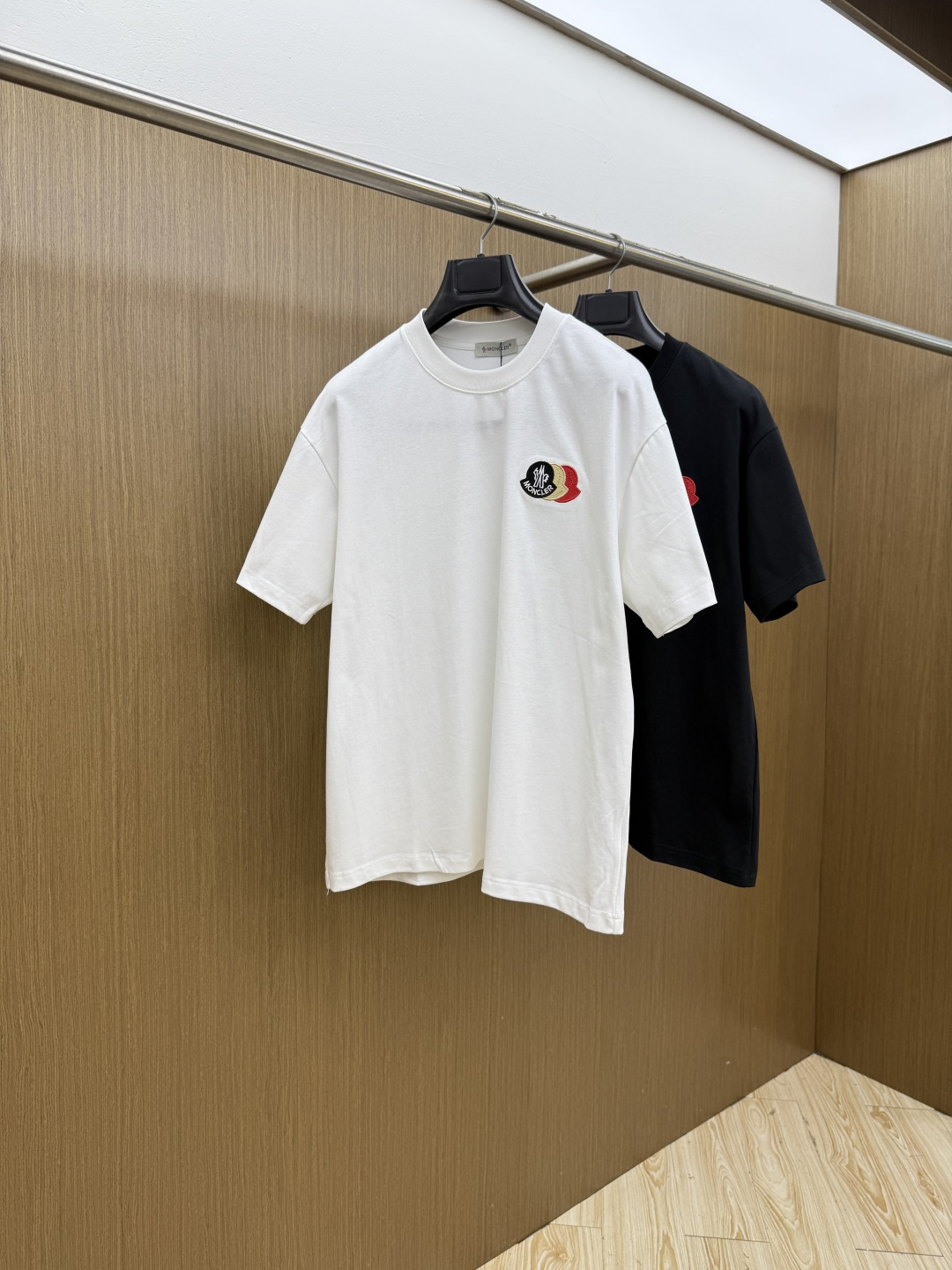 早春款 Mon 🔥🔥Ss新款原单男士休闲短袖 高端定制 高端版本 时尚百搭爆款⚠️⚠️✨✨进口面料 手感