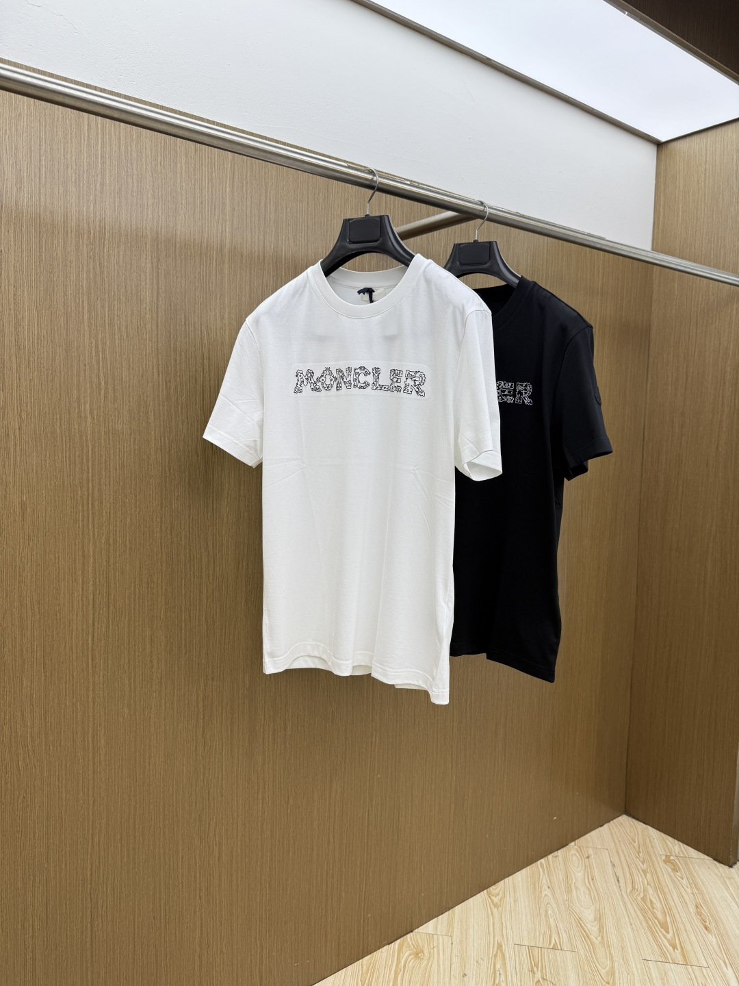 早春 Mon 🔥🔥高端定制 2026早春独家专供新款原单男士休闲短袖T恤 高端定制 高端版本 时尚百搭爆