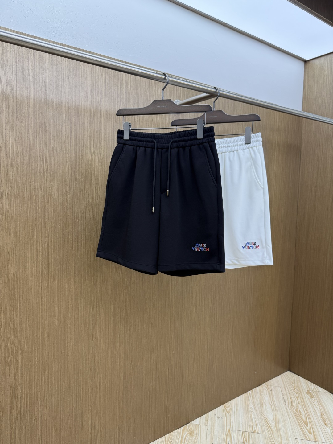 Louis Vuitton Shorts 09497