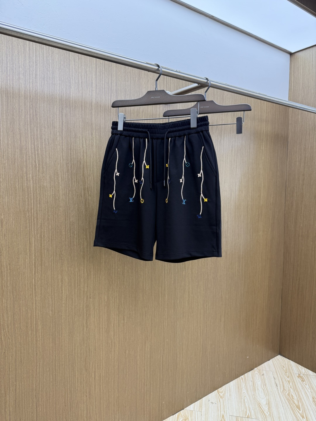 Louis Vuitton Shorts 09483