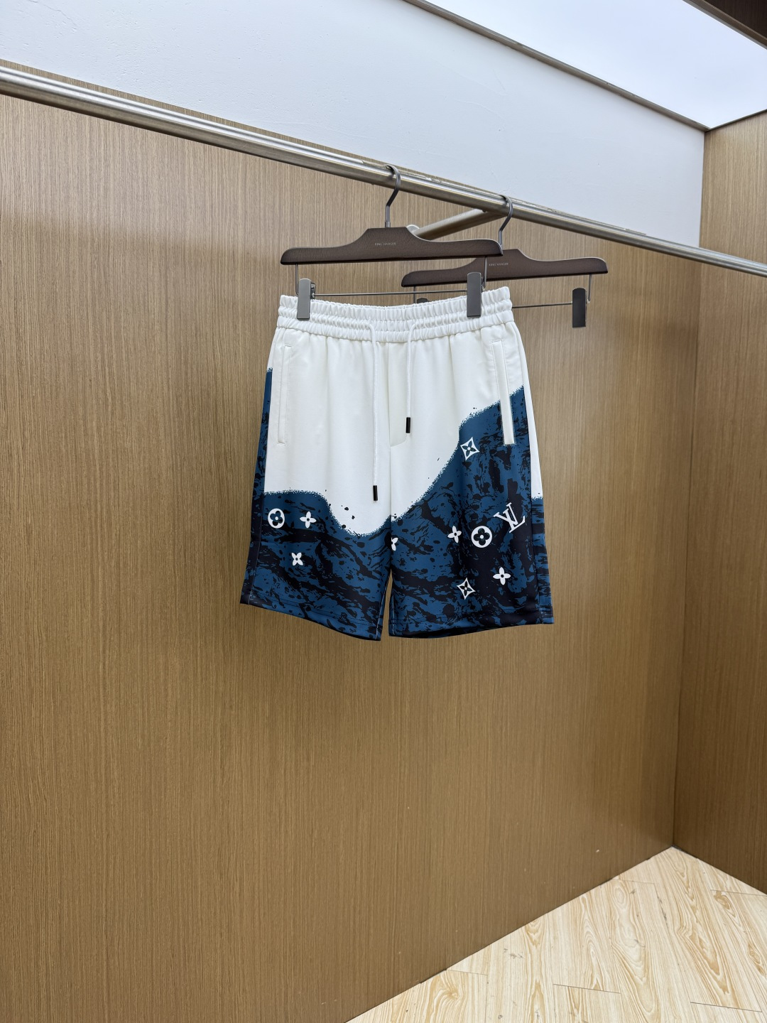 Louis Vuitton Shorts 09471