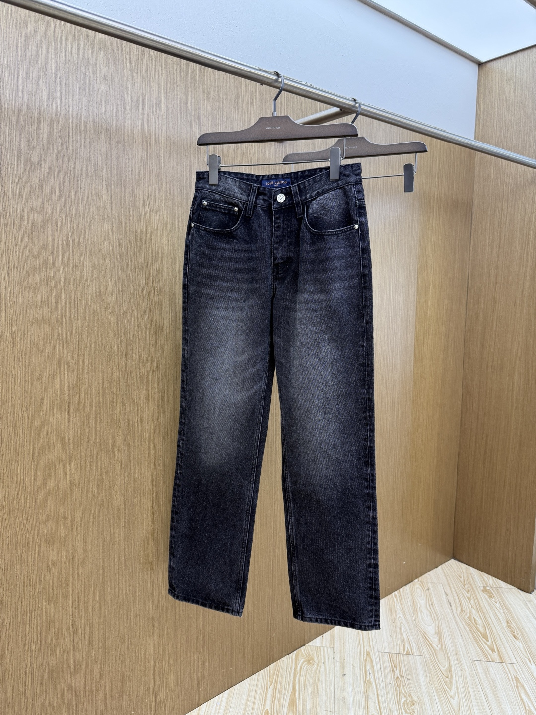 春夏 LV 🔥🔥高端定制、2026春夏最新款牛仔裤 柜台同步发售 原版定制复刻 客供五金辅料 原单品质 