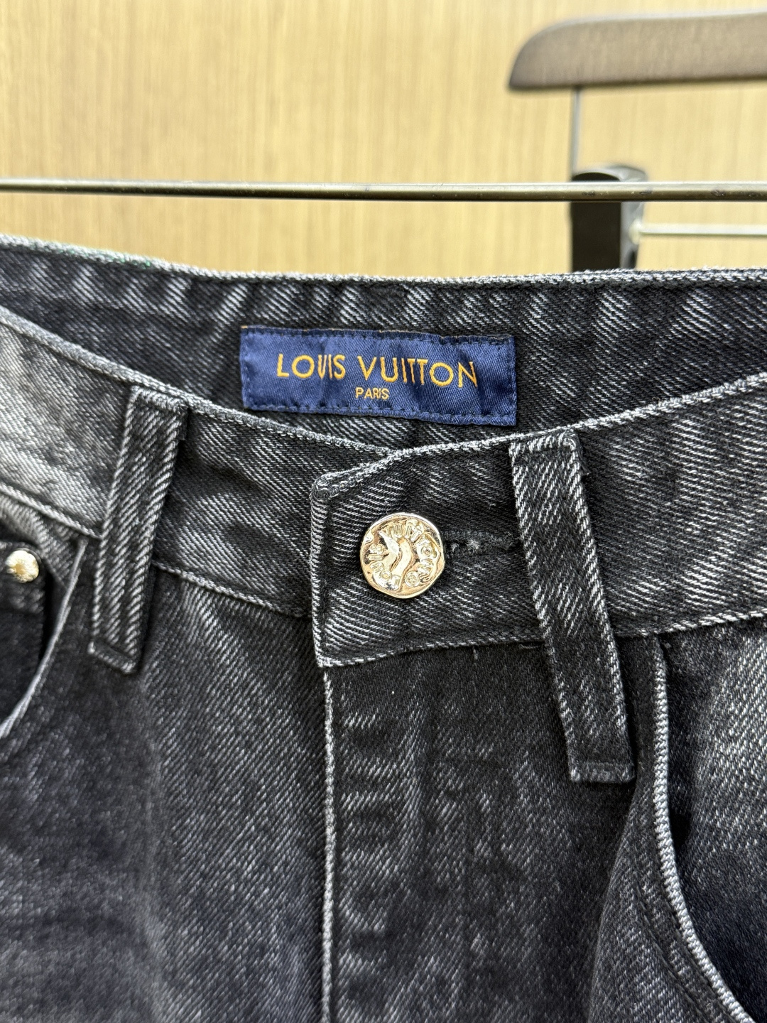 春夏 LV 🔥🔥高端定制、2026春夏最新款牛仔裤 柜台同步发售 原版定制复刻 客供五金辅料 原单品质 