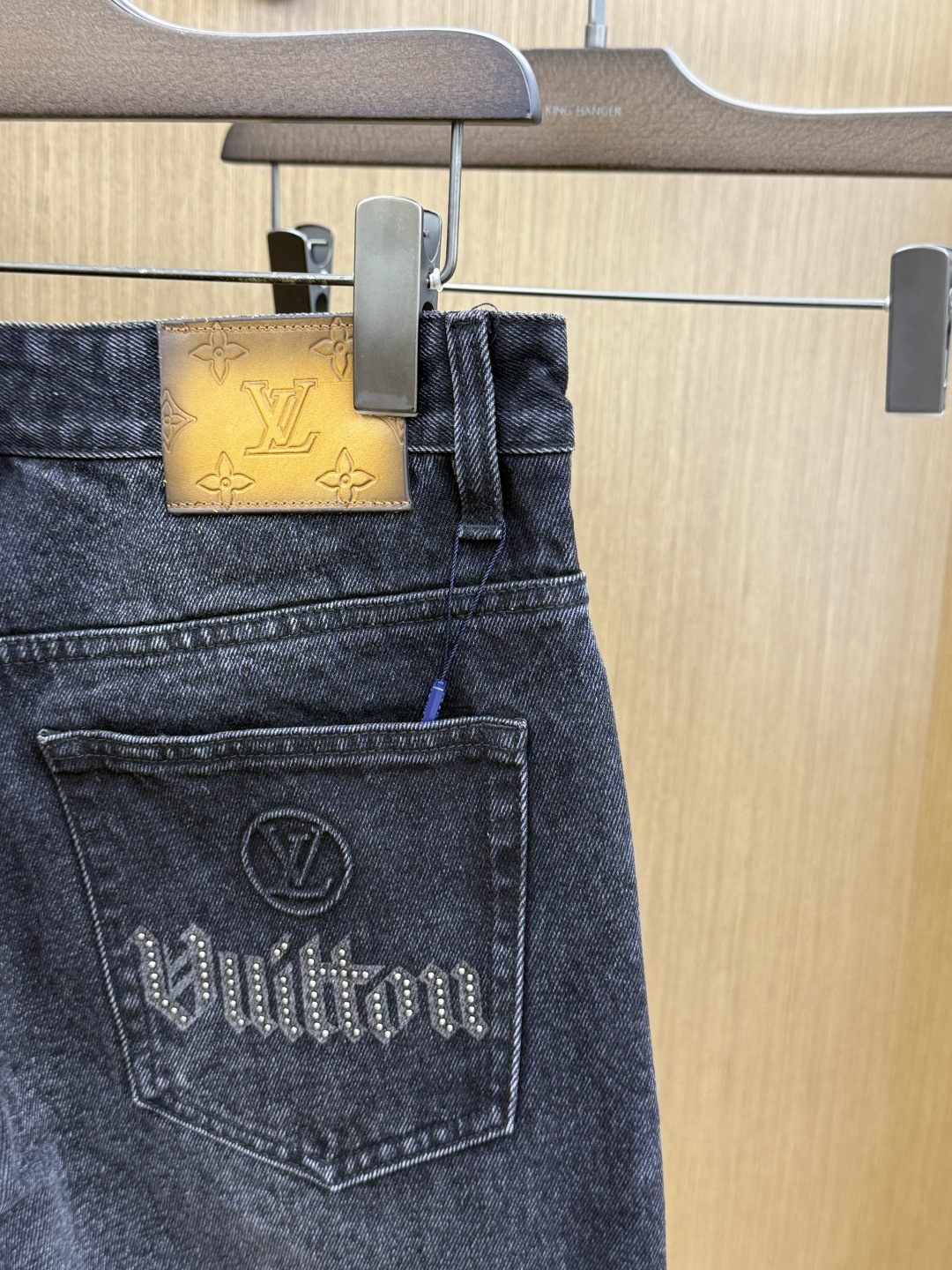 春夏 LV 🔥🔥高端定制、2026春夏最新款牛仔裤 柜台同步发售 原版定制复刻 客供五金辅料 原单品质 