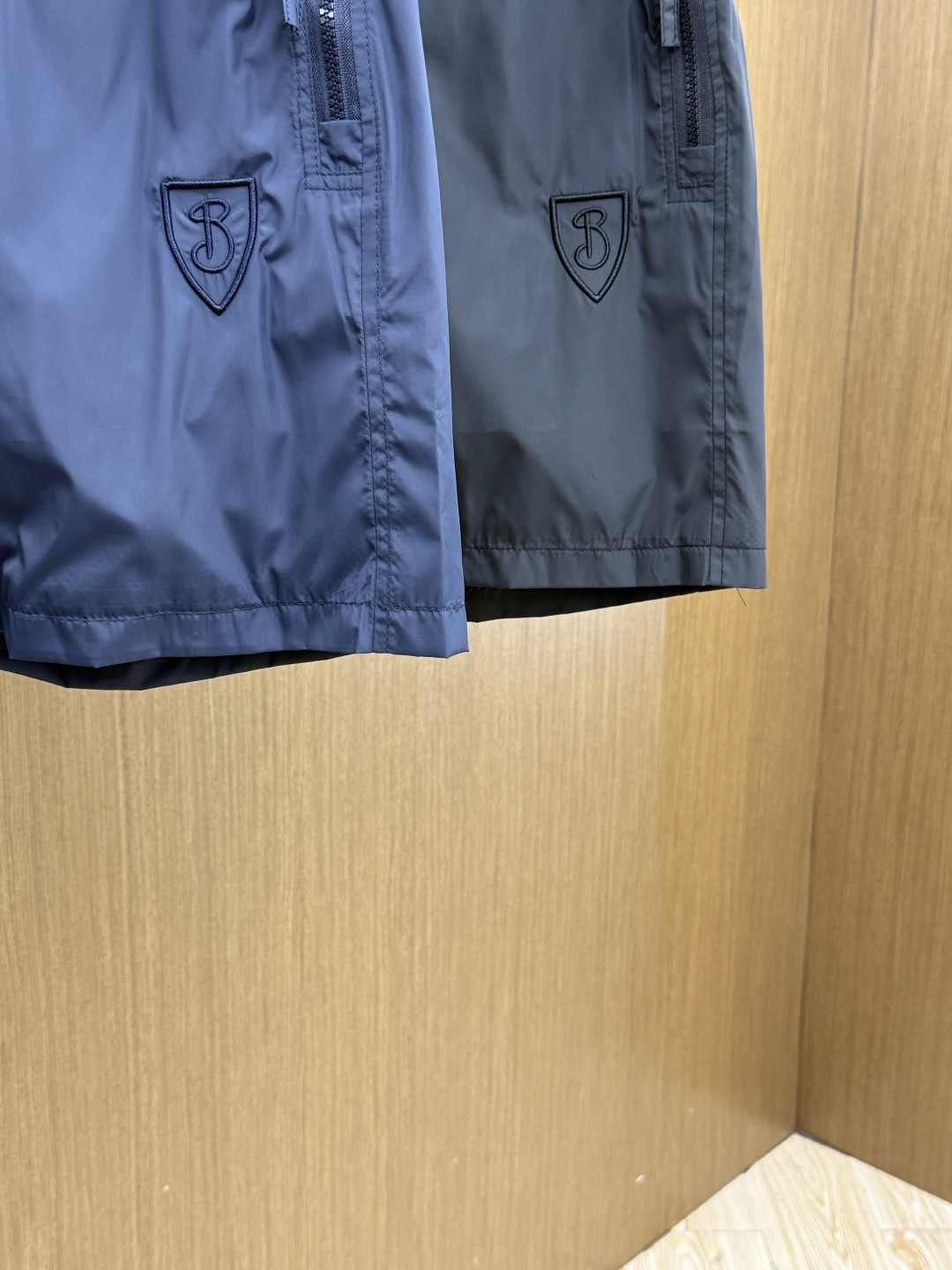 早春 BBR 🔥🔥Ss独家专供新款休闲沙滩短裤🩳高端版本！定制面料 内里纱网 透气舒适度高，细节无可挑剔