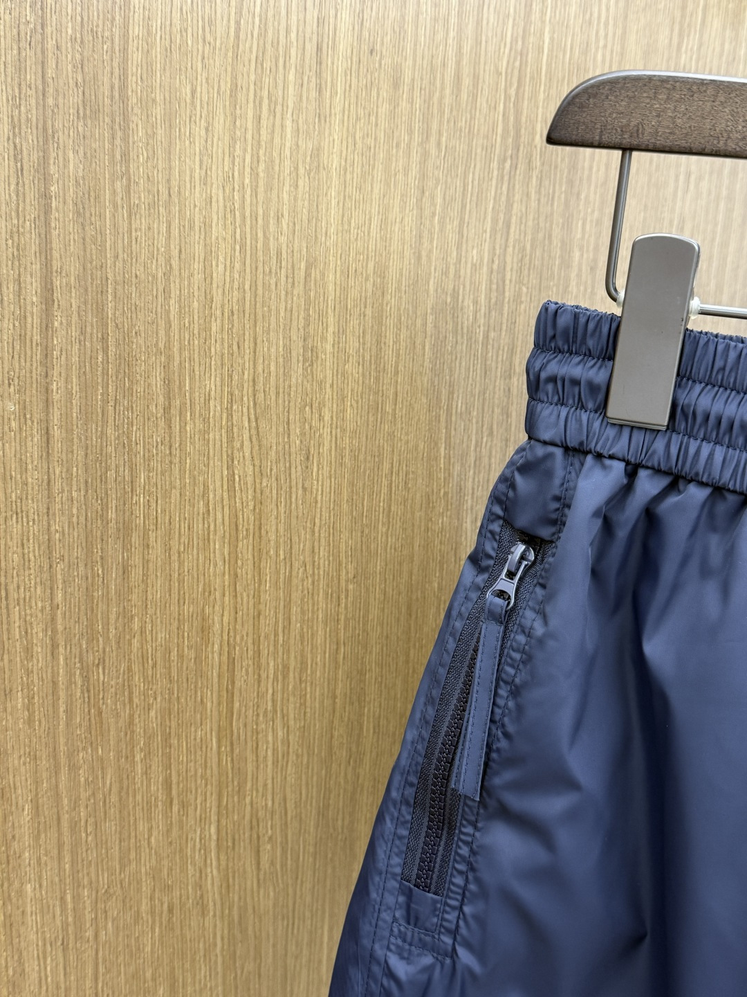 早春 BBR 🔥🔥Ss独家专供新款休闲沙滩短裤🩳高端版本！定制面料 内里纱网 透气舒适度高，细节无可挑剔