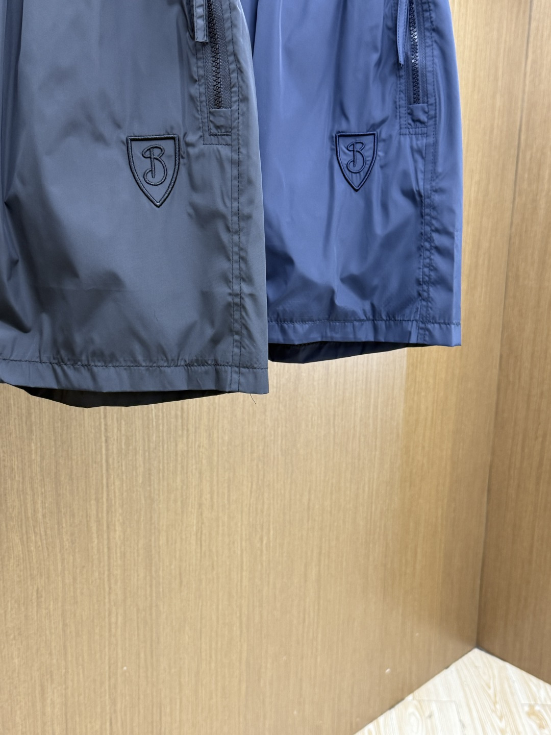 早春 BBR 🔥🔥Ss独家专供新款休闲沙滩短裤🩳高端版本！定制面料 内里纱网 透气舒适度高，细节无可挑剔