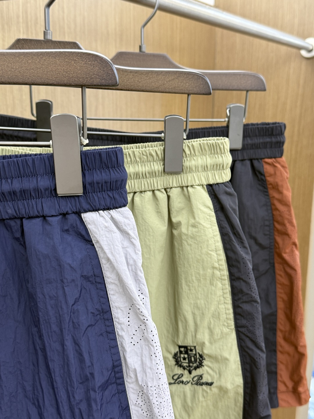 早春 Loro Piana 🔥🔥Ss独家专供新款休闲沙滩短裤🩳高端版本！定制面料 内里纱网 透气舒适度高