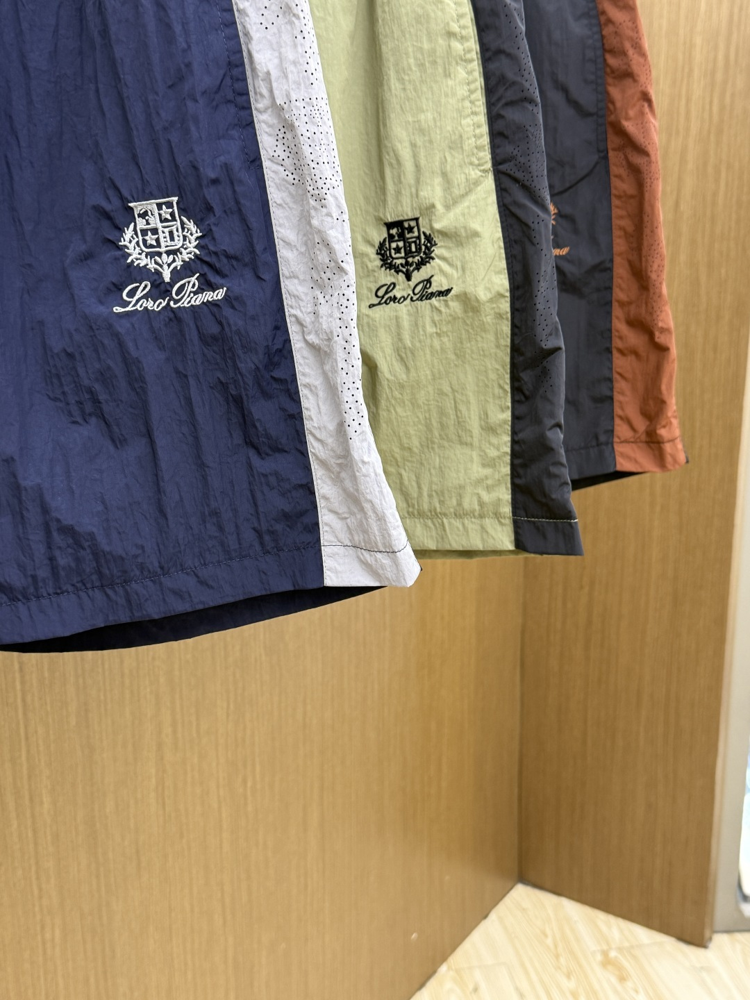 早春 Loro Piana 🔥🔥Ss独家专供新款休闲沙滩短裤🩳高端版本！定制面料 内里纱网 透气舒适度高