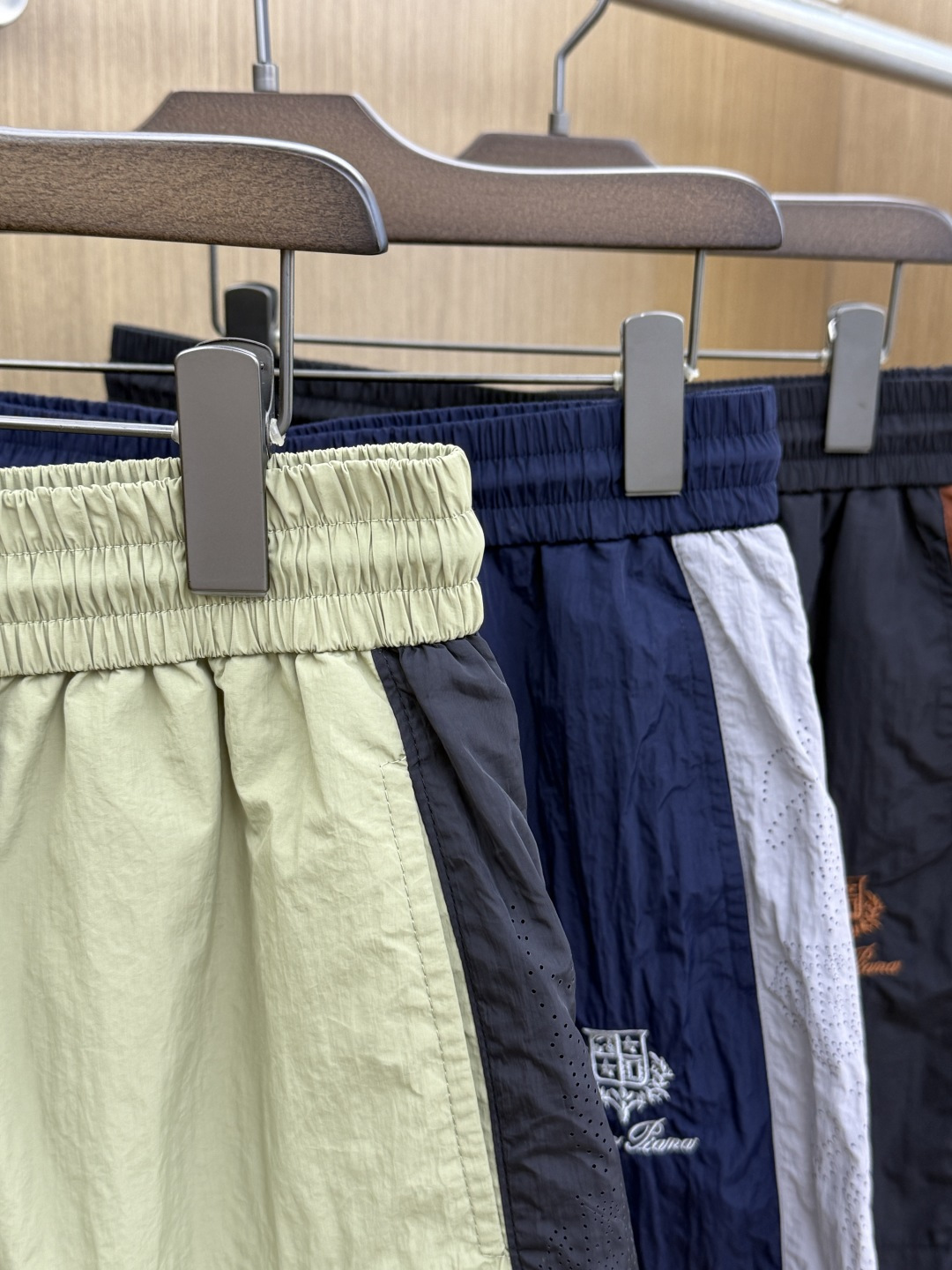 早春 Loro Piana 🔥🔥Ss独家专供新款休闲沙滩短裤🩳高端版本！定制面料 内里纱网 透气舒适度高