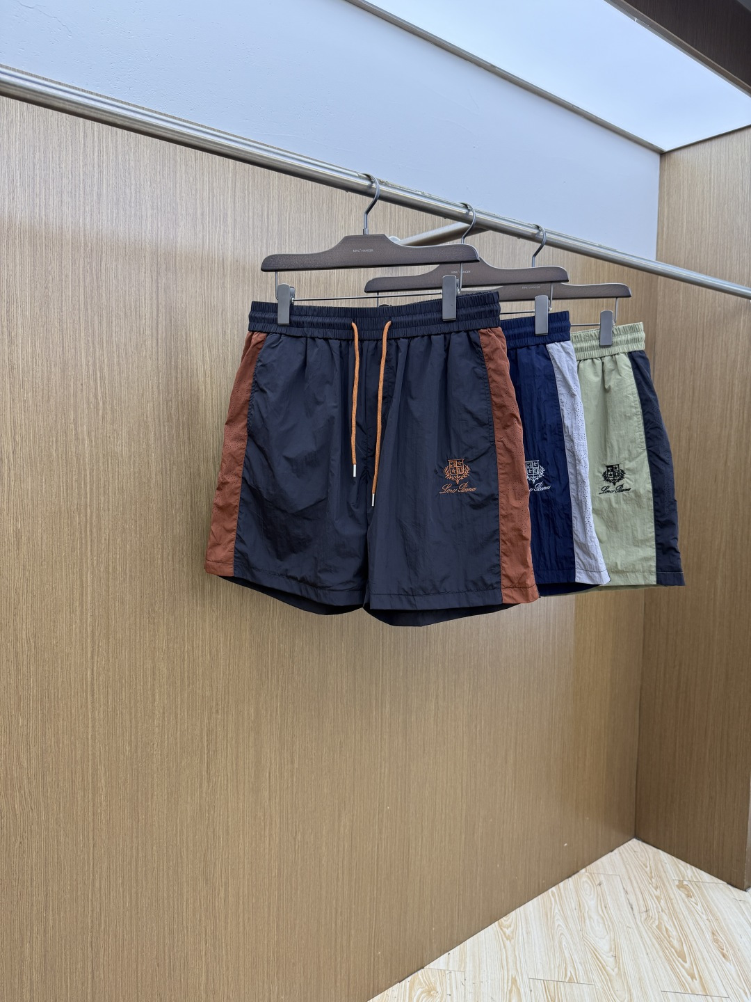 早春 Loro Piana 🔥🔥Ss独家专供新款休闲沙滩短裤🩳高端版本！定制面料 内里纱网 透气舒适度高