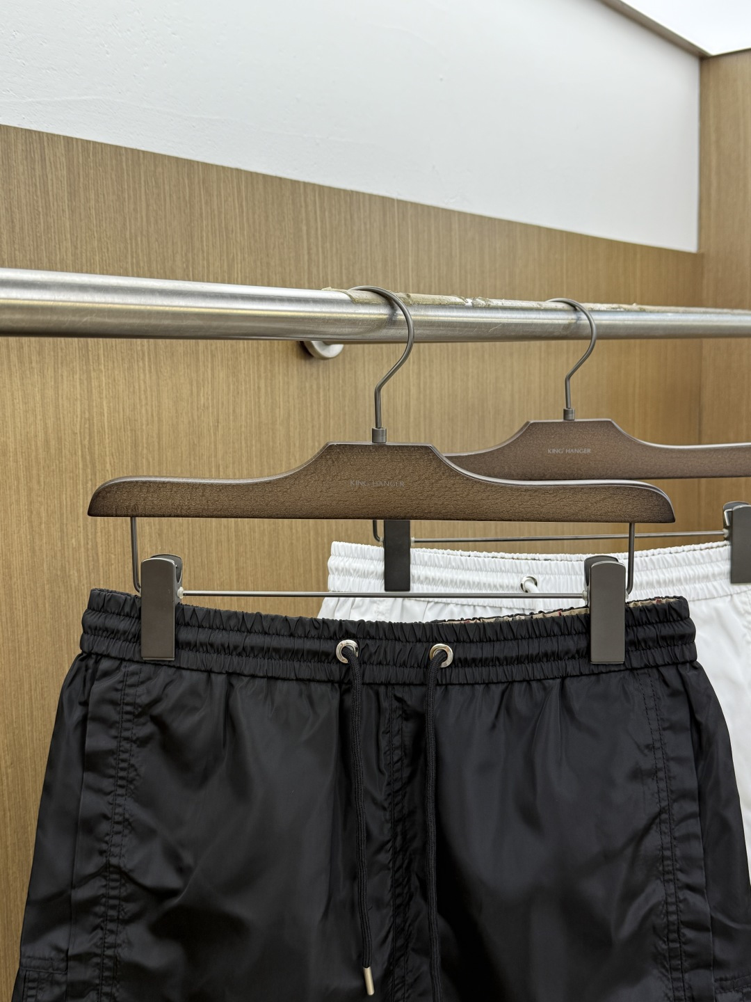 早春 BBR 🔥🔥Ss独家专供新款休闲沙滩短裤🩳高端版本！定制面料 内里纱网 透气舒适度高，细节无可挑剔