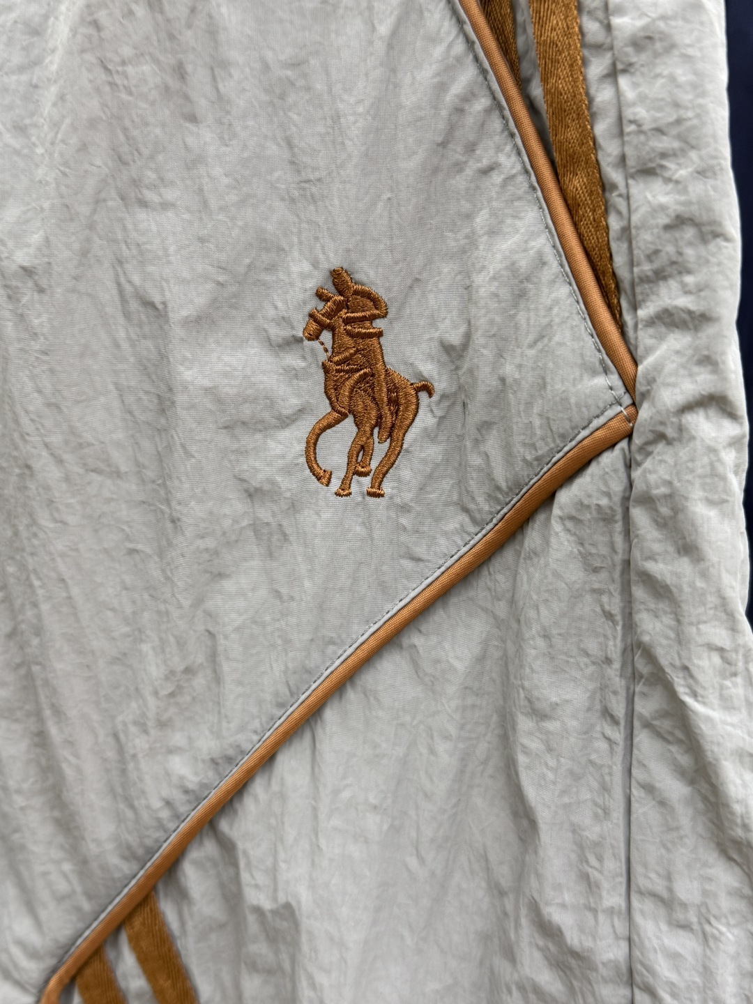 早春 Polo 🔥🔥Ss独家专供新款休闲沙滩短裤🩳高端版本！定制面料 内里纱网 透气舒适度高，细节无可挑