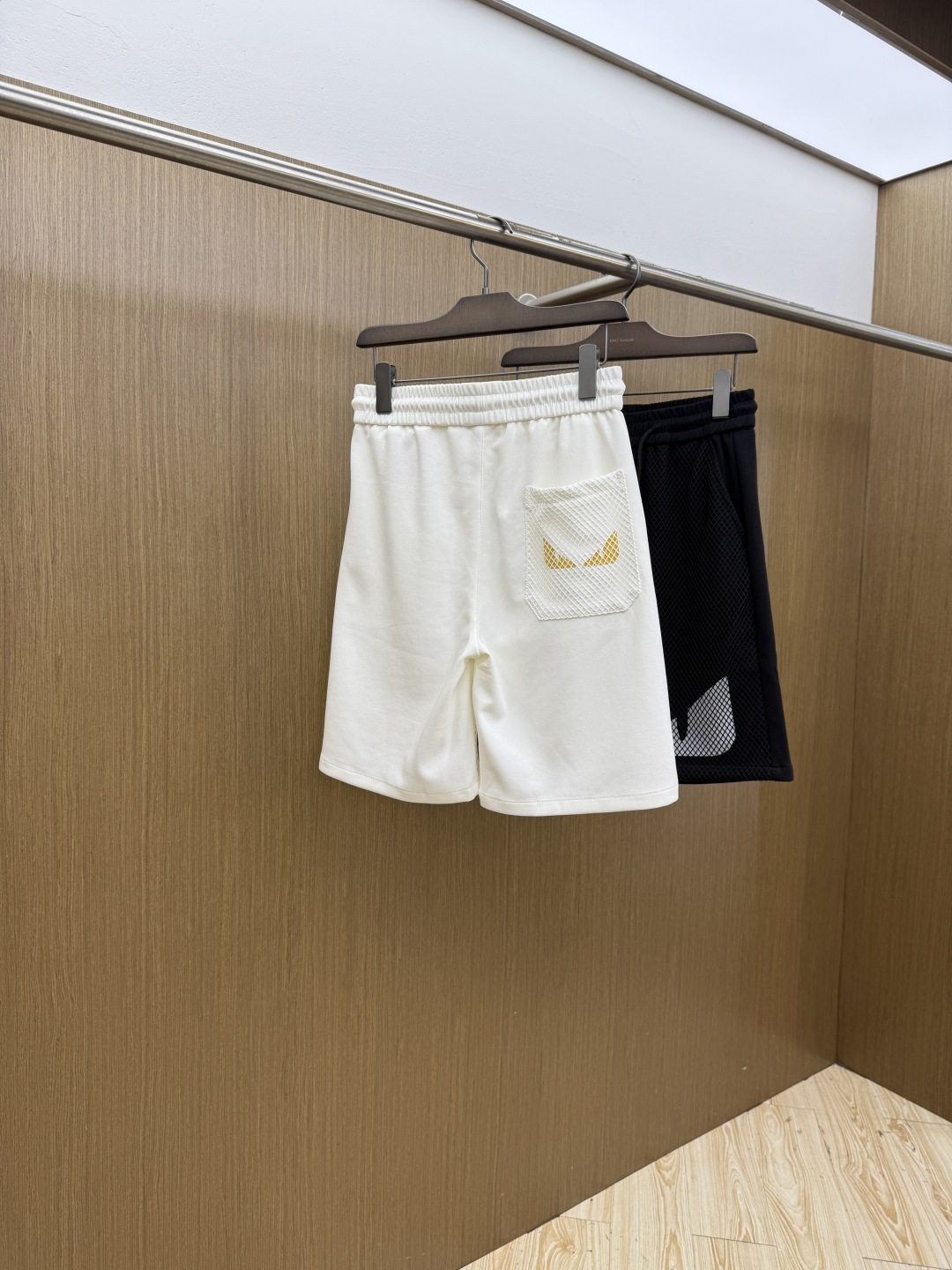 早春 FD 🔥🔥Ss独家专供新款休闲沙滩短裤🩳高端版本！定制面料 内里纱网 透气舒适度高，细节无可挑剔，