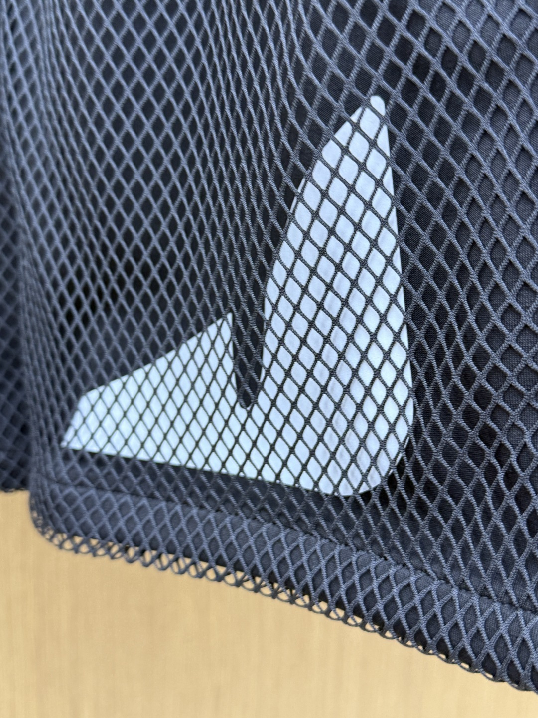 早春 FD 🔥🔥Ss独家专供新款休闲沙滩短裤🩳高端版本！定制面料 内里纱网 透气舒适度高，细节无可挑剔，