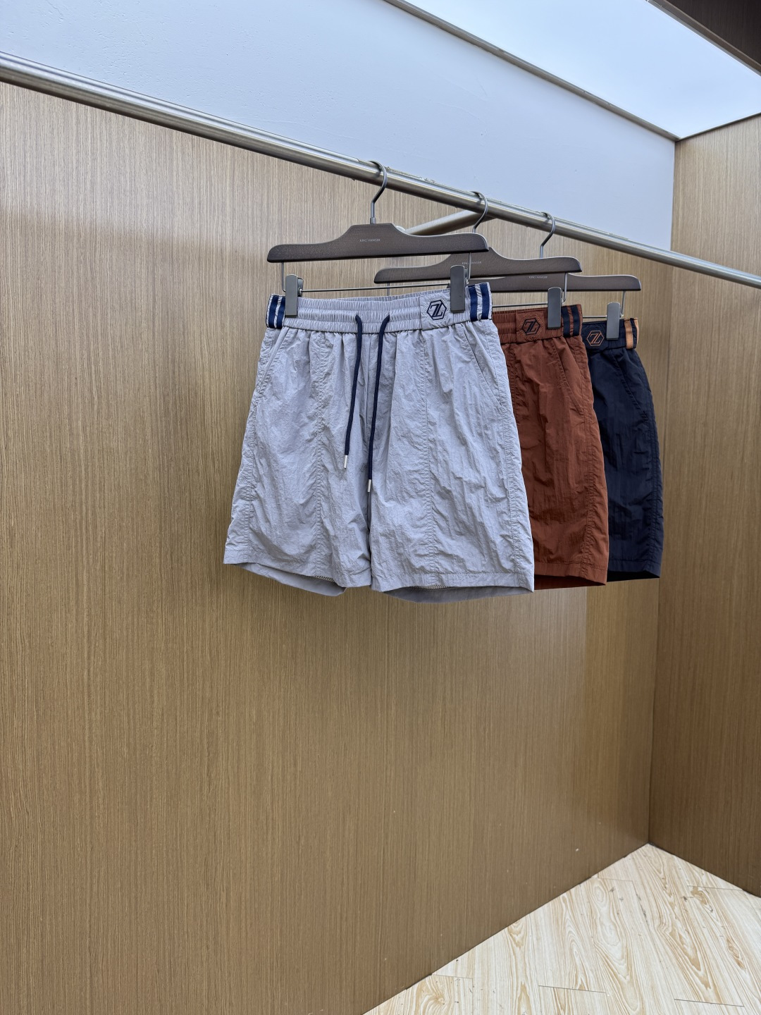 早春 ZZ 🔥🔥Ss独家专供新款休闲沙滩短裤🩳高端版本！定制面料 内里纱网 透气舒适度高，细节无可挑剔，