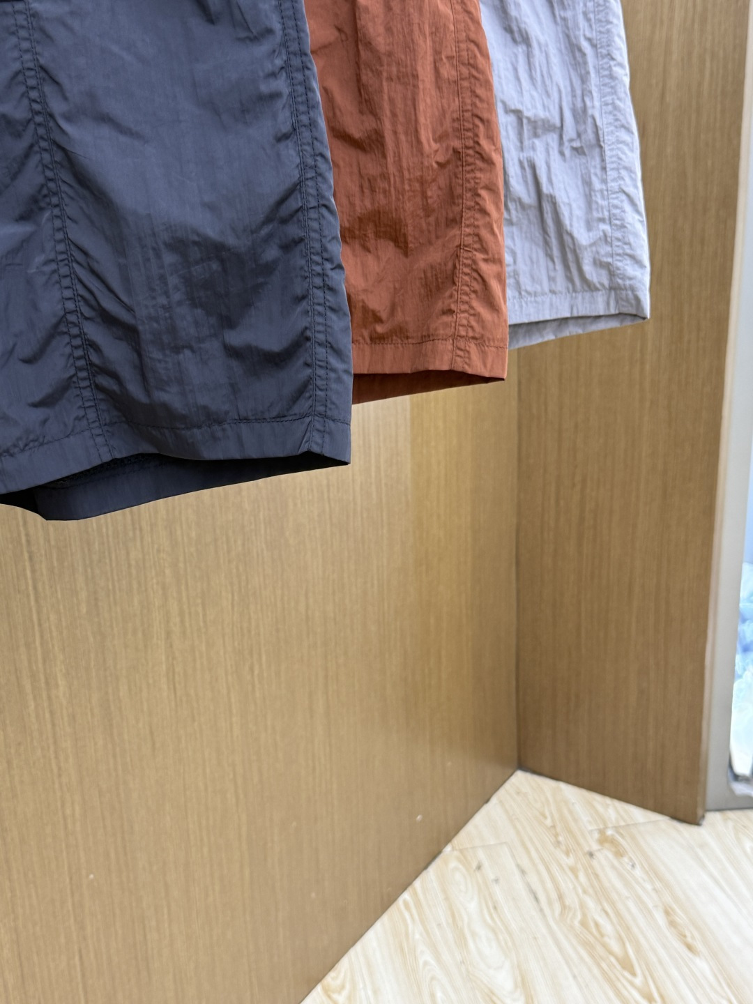 早春 ZZ 🔥🔥Ss独家专供新款休闲沙滩短裤🩳高端版本！定制面料 内里纱网 透气舒适度高，细节无可挑剔，