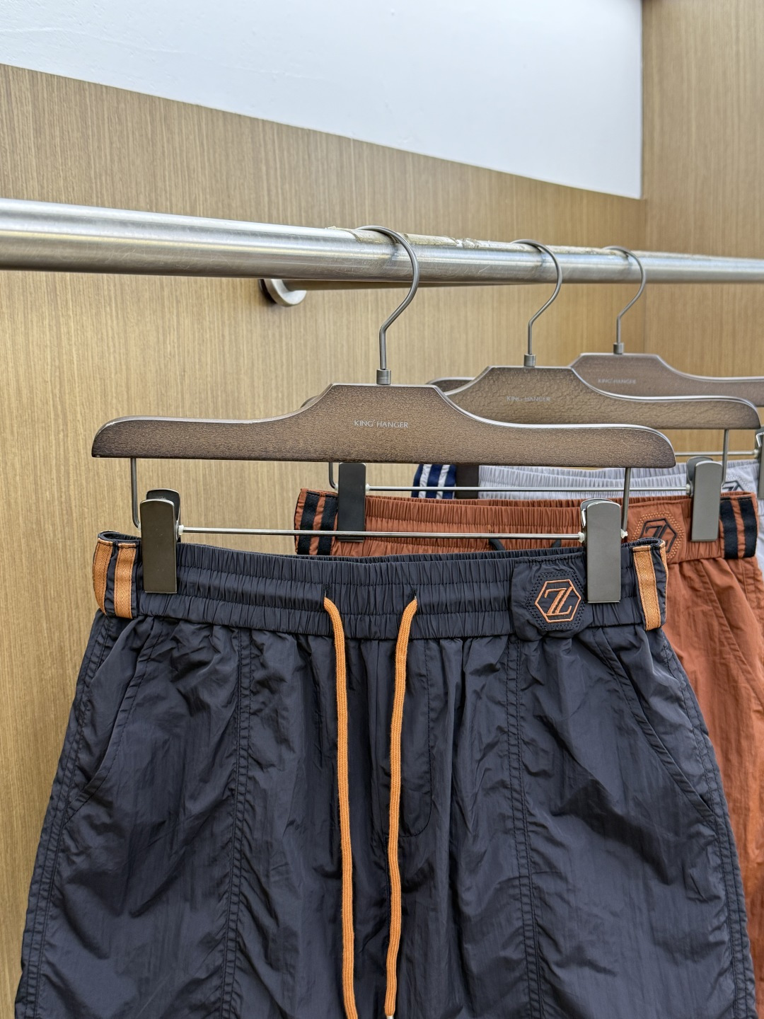 早春 ZZ 🔥🔥Ss独家专供新款休闲沙滩短裤🩳高端版本！定制面料 内里纱网 透气舒适度高，细节无可挑剔，