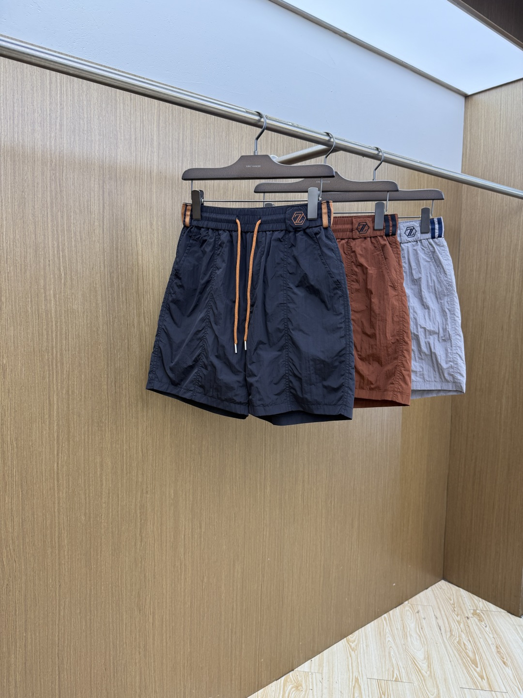 早春 ZZ 🔥🔥Ss独家专供新款休闲沙滩短裤🩳高端版本！定制面料 内里纱网 透气舒适度高，细节无可挑剔，