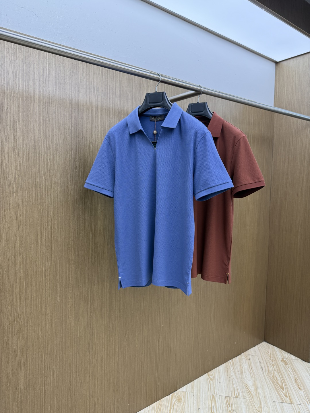 早春 Loro Piana 春夏 · 高阶定制PLoL】🔹 核心面料：秘鲁进口匹马棉 × 顶级丝光工艺🔹