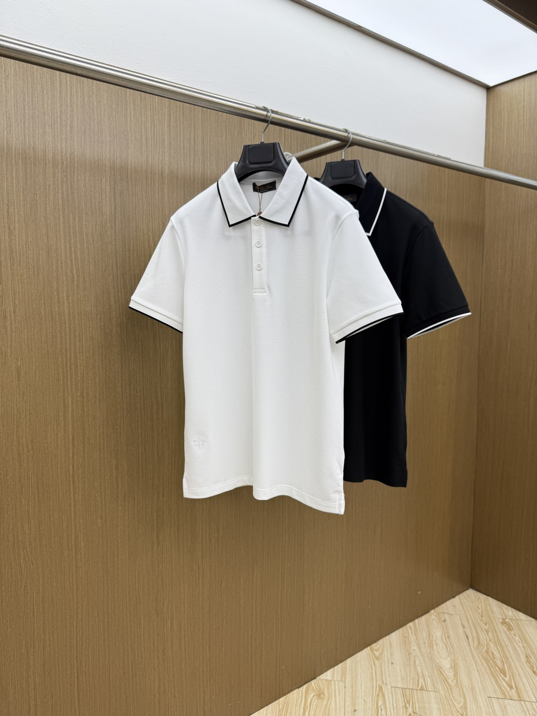 早春 Loro Piana 春夏 · 高阶定制PLoL】🔹 核心面料：秘鲁进口匹马棉 × 顶级丝光工艺🔹