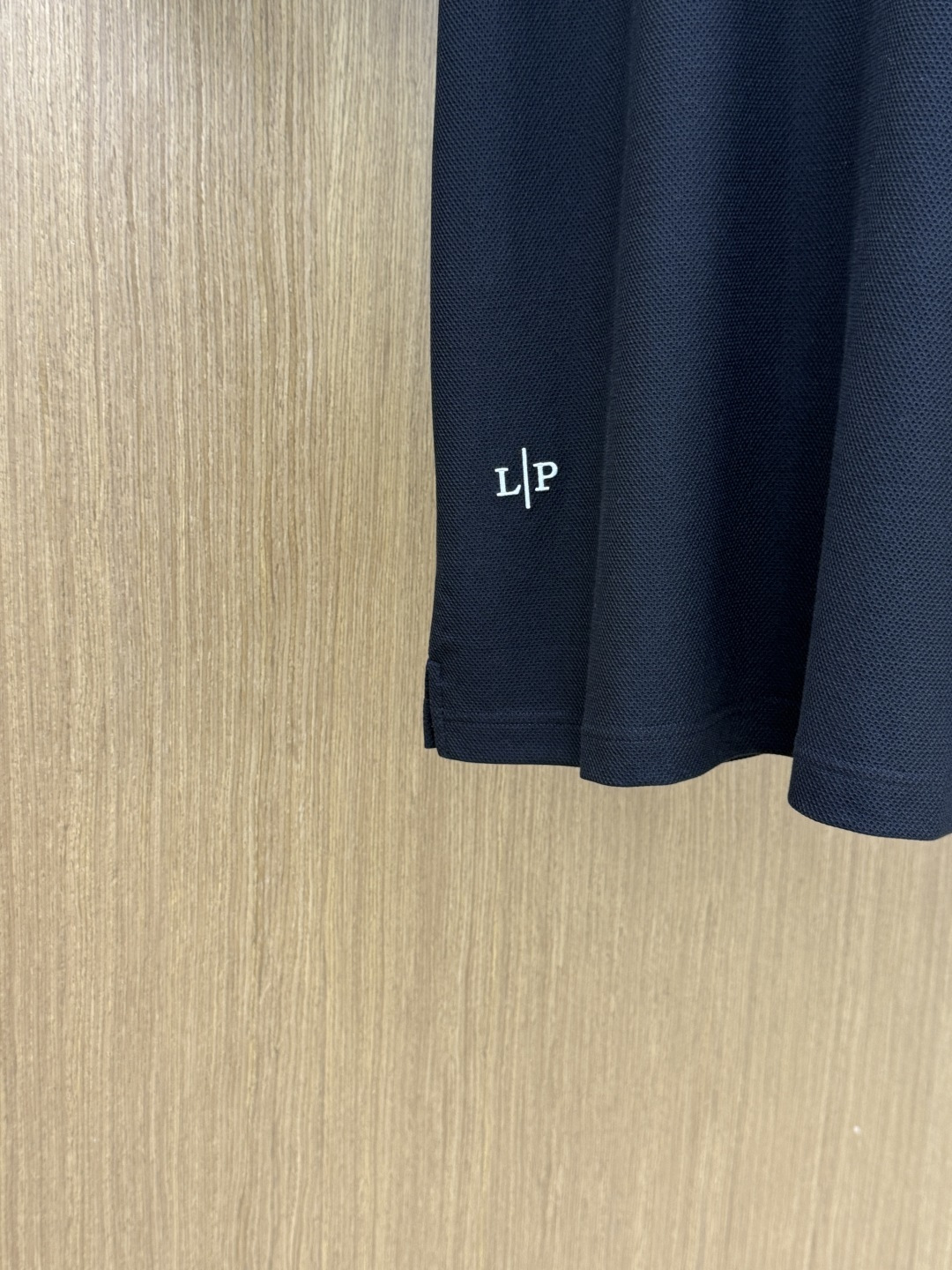 早春 Loro Piana 春夏 · 高阶定制PLoL】🔹 核心面料：秘鲁进口匹马棉 × 顶级丝光工艺🔹