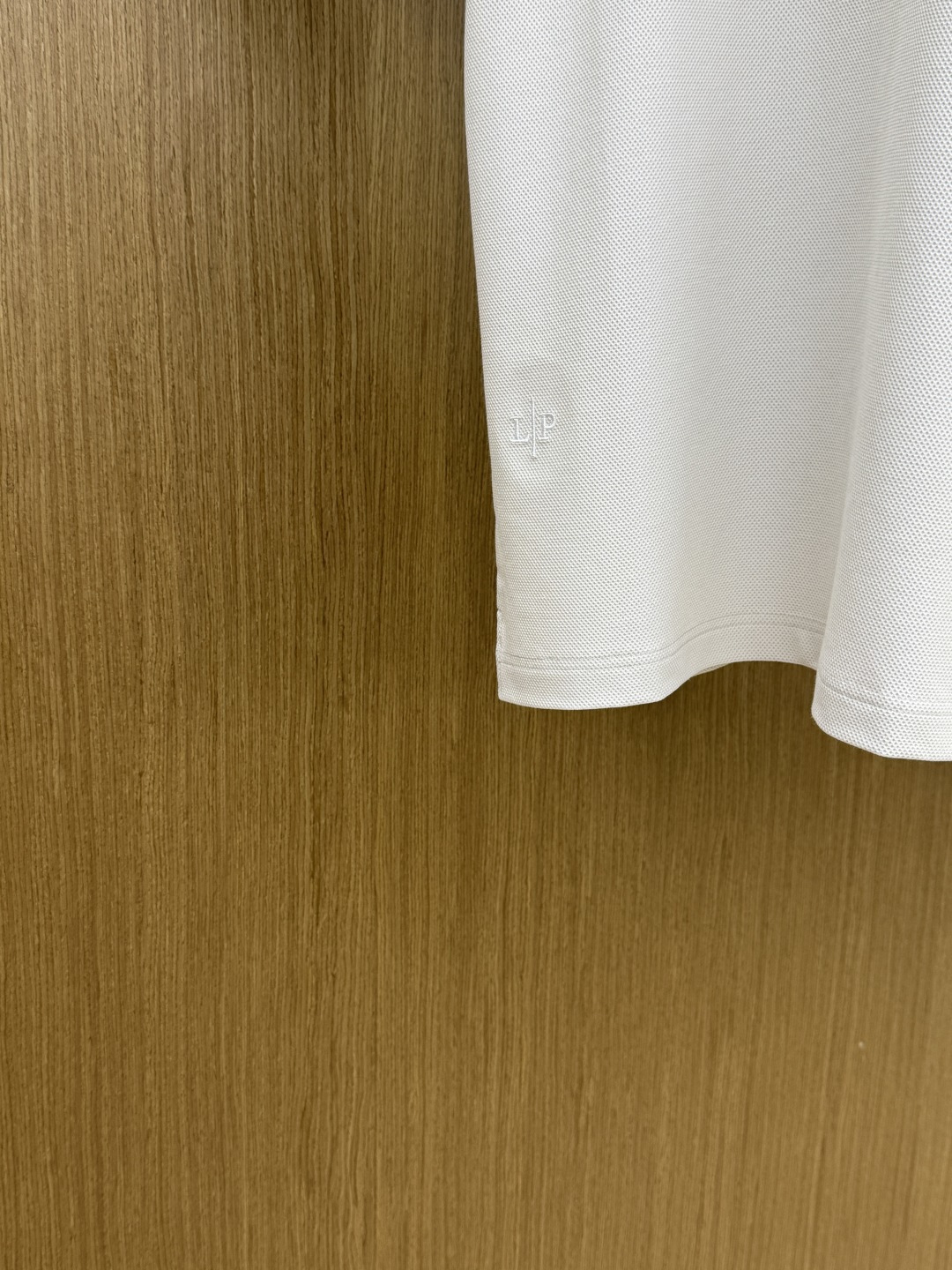 早春 Loro Piana 春夏 · 高阶定制PLoL】🔹 核心面料：秘鲁进口匹马棉 × 顶级丝光工艺🔹