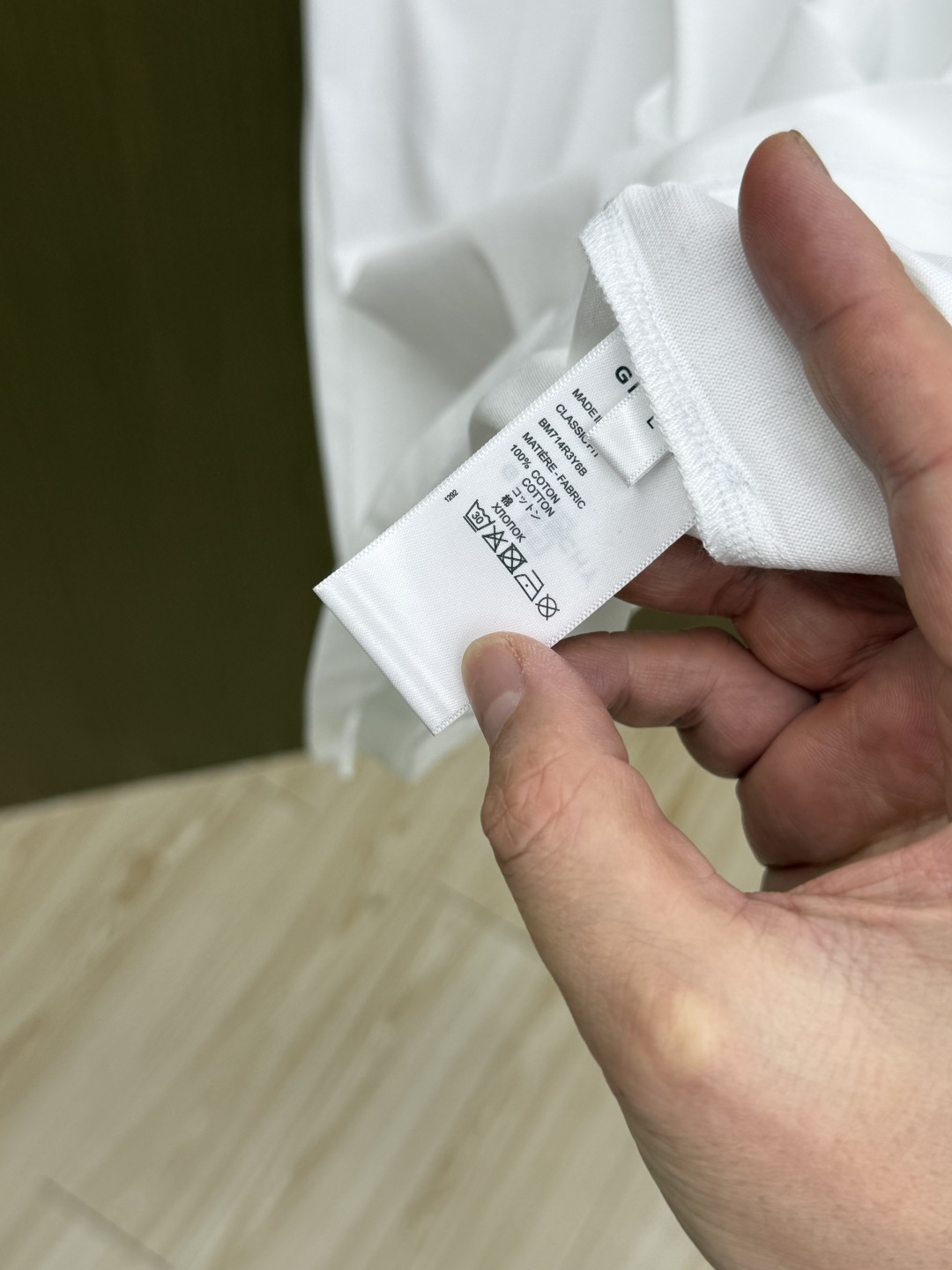 早春 Gvc 2026春夏新款背心，设计logo设计！极具设计精选客供面料，手感柔软亲肤，着身舒适透气性