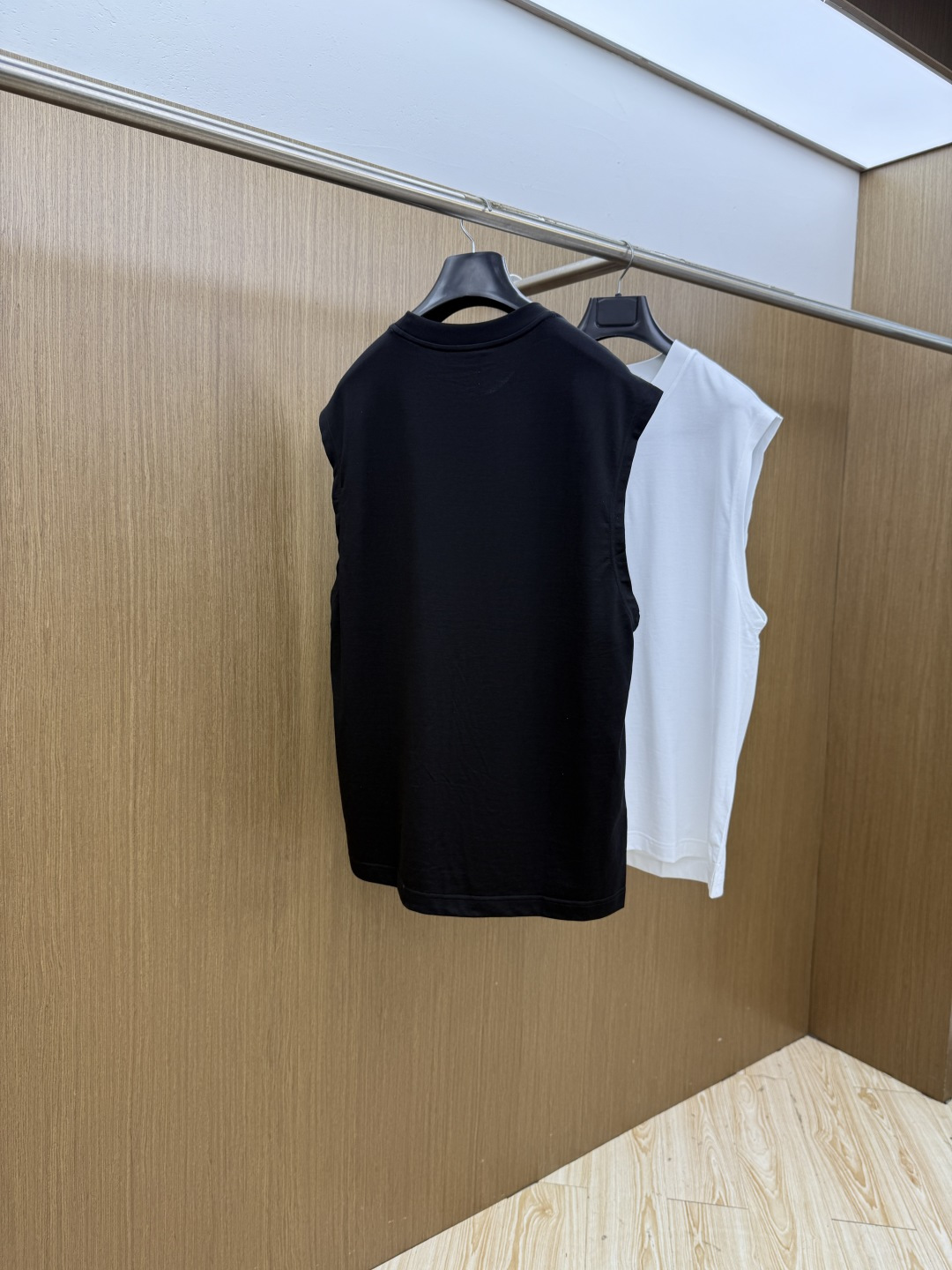 早春 Gvc 2026春夏新款背心，设计logo设计！极具设计精选客供面料，手感柔软亲肤，着身舒适透气性