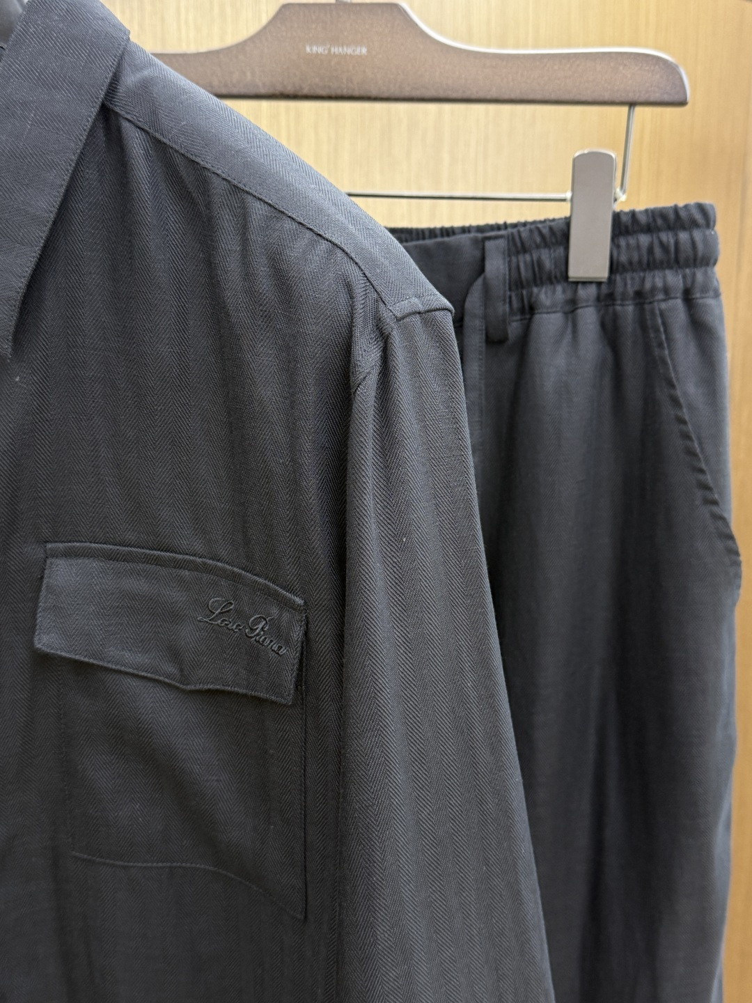早春/套 Loro Piana 一套不拆2026Ss高端品质专柜，贸易公司渠道稀出，领先官网发售！经典休