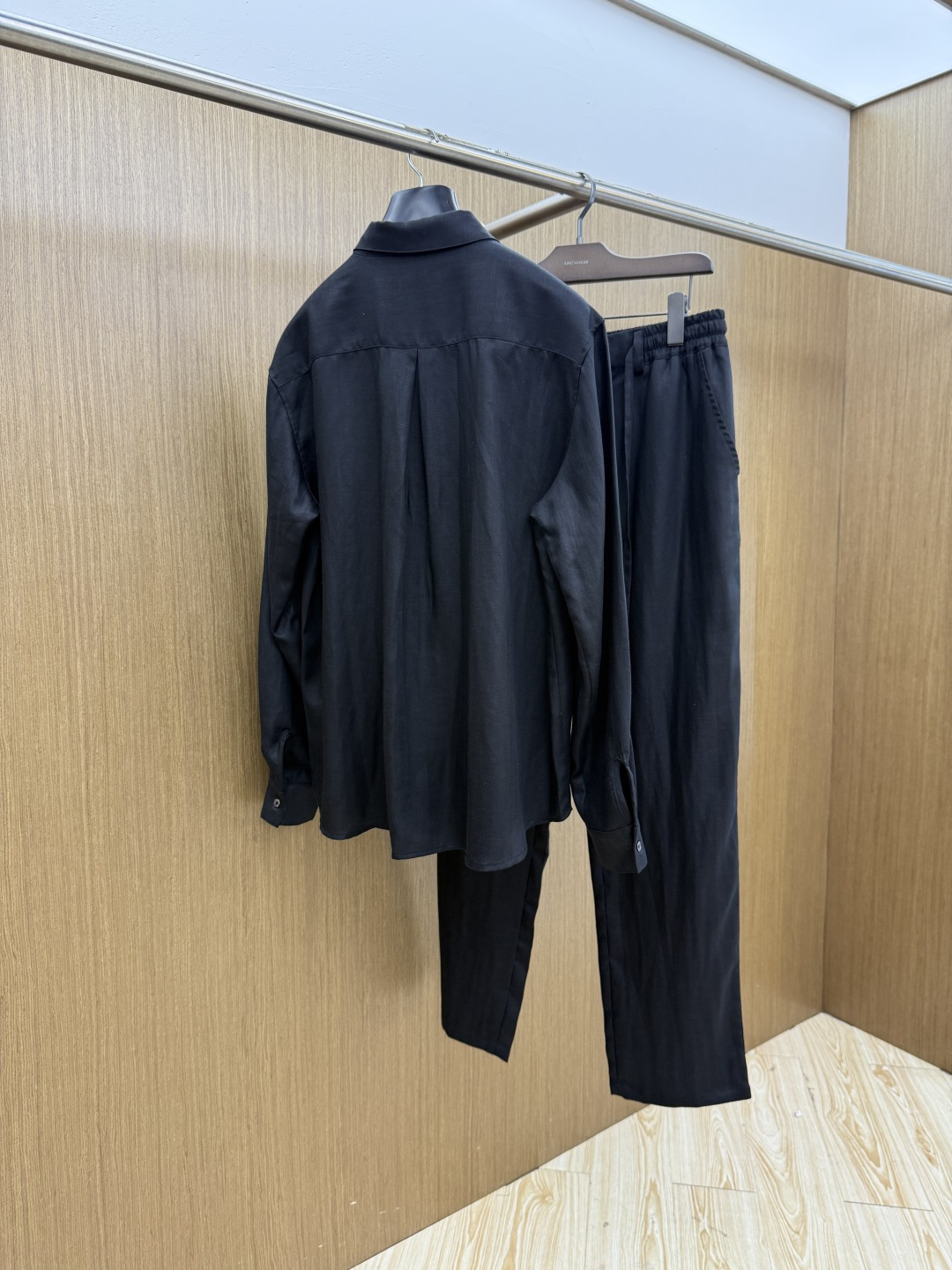 早春/套 Loro Piana 一套不拆2026Ss高端品质专柜，贸易公司渠道稀出，领先官网发售！经典休